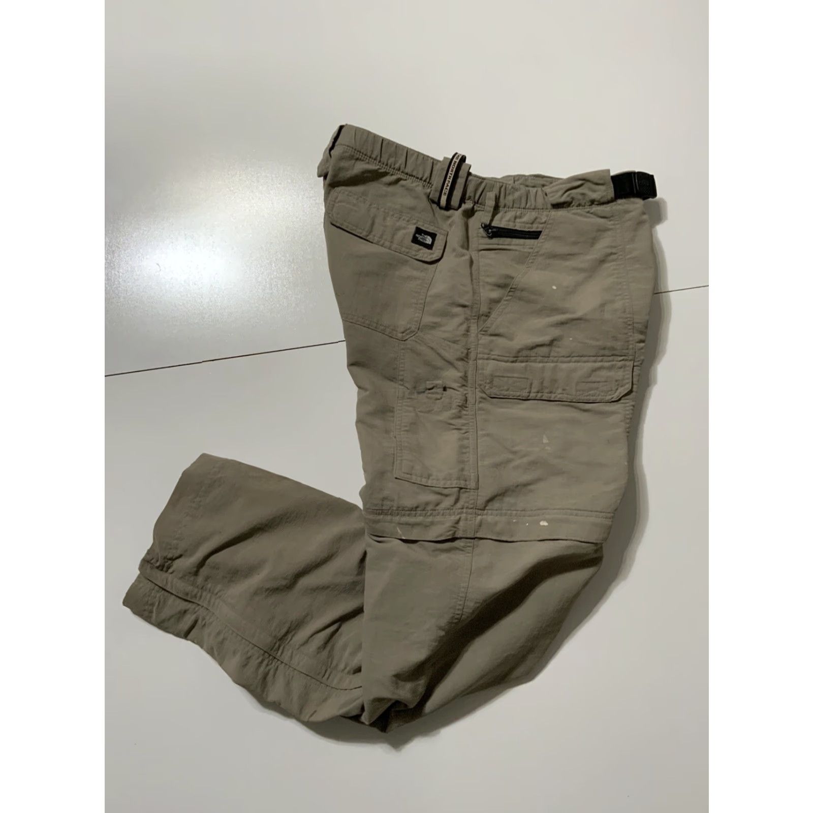 The North Face VINTAGE The North Face 2 In 1 Cargo Bel ted Khaki Hiking Pants Shorts Sz. S Men Cargo Hiking Pants Shorts Beige Belted 90s Mens Size US 29 - 2 Thumbnail