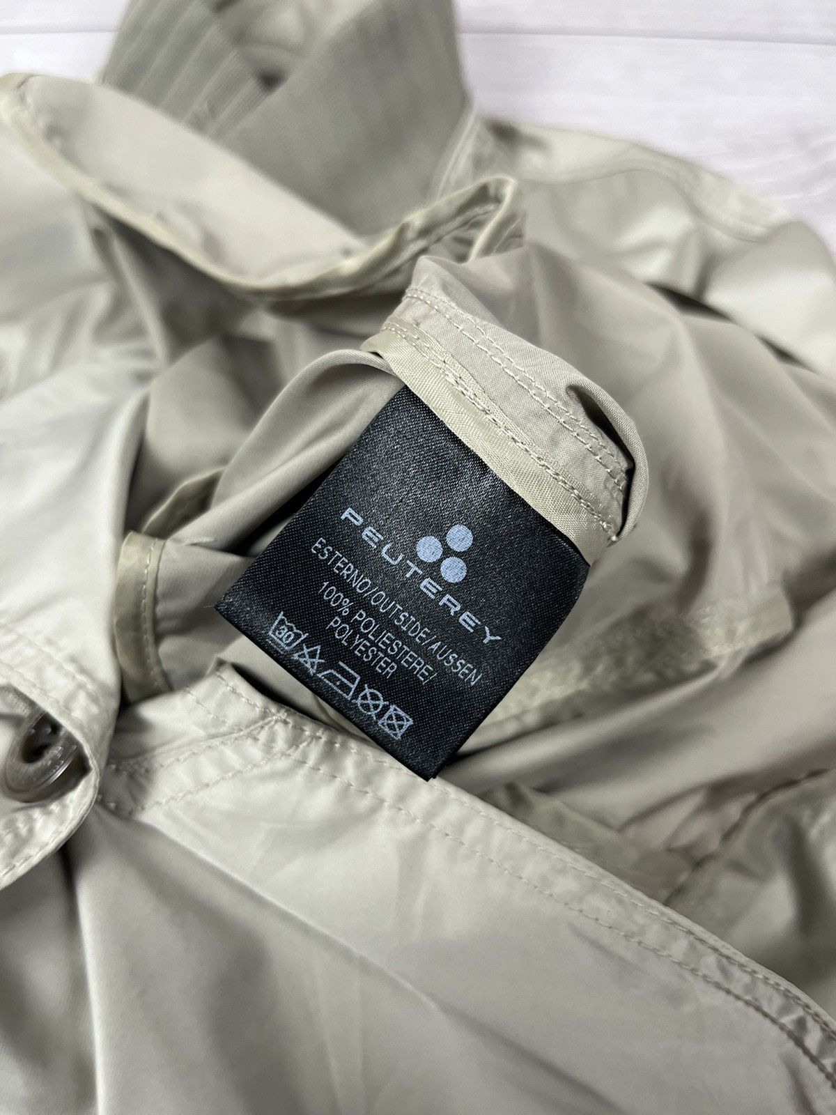 Peuterey Peuterey Gold Nylon Button Light Jacket Size US L / EU 52-54 / 3 - 10 Thumbnail