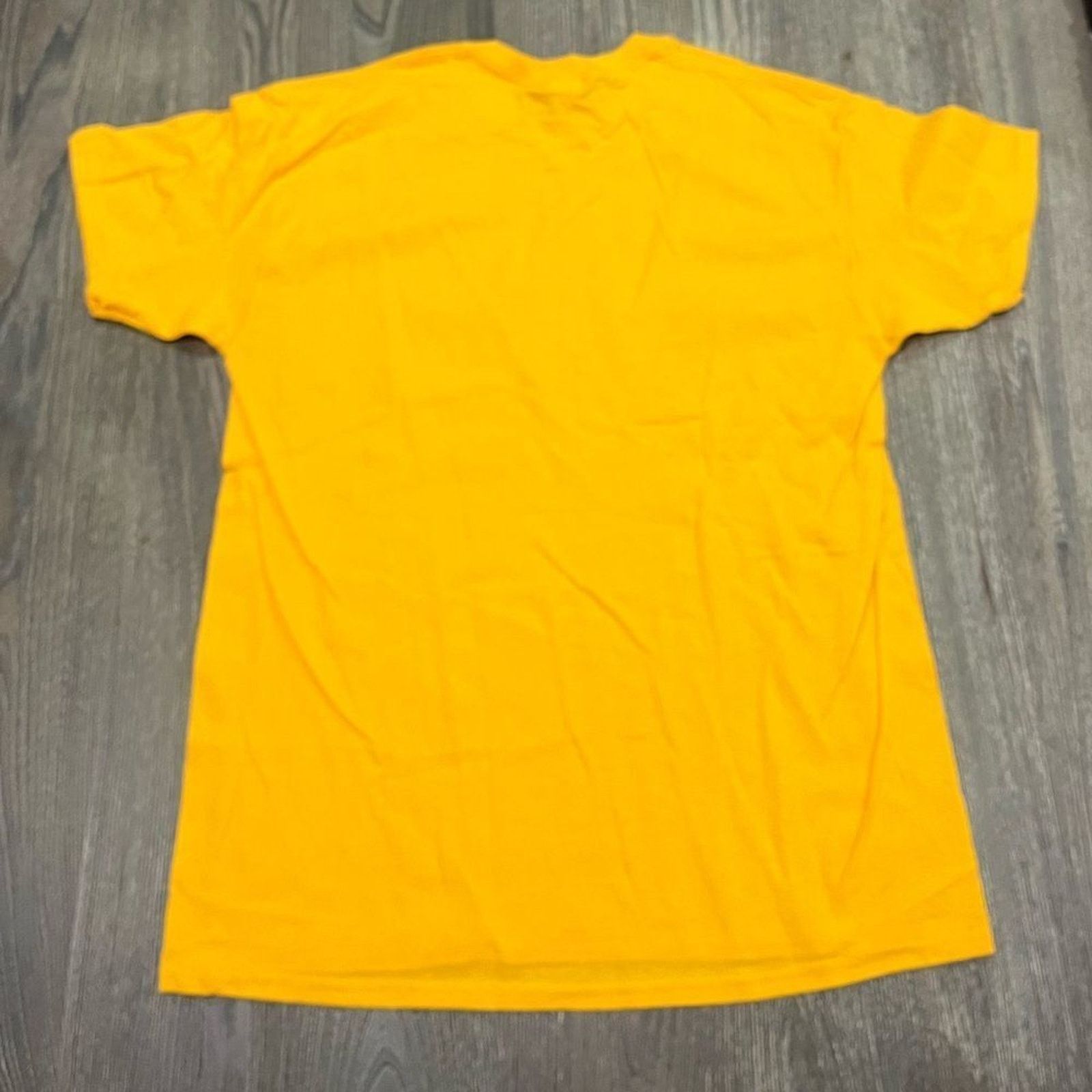 Gildan NWOT Gildan NBA 2 Pack T-Shirts Crewneck Short Sleeve Size L Size US L / EU 52-54 / 3 - 5 Thumbnail