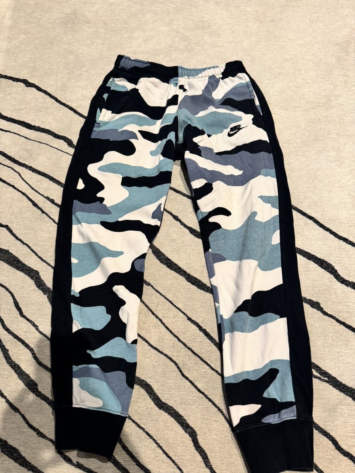 Nike Nike Sweatpants Size US 30 / EU 46 - 1 Thumbnail