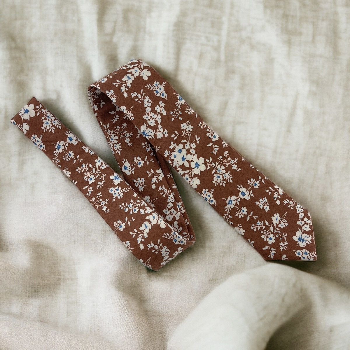 Other Men's Russet Brown Floral Print Necktie, Slim 2.5” Width Size ONE SIZE - 2 Thumbnail