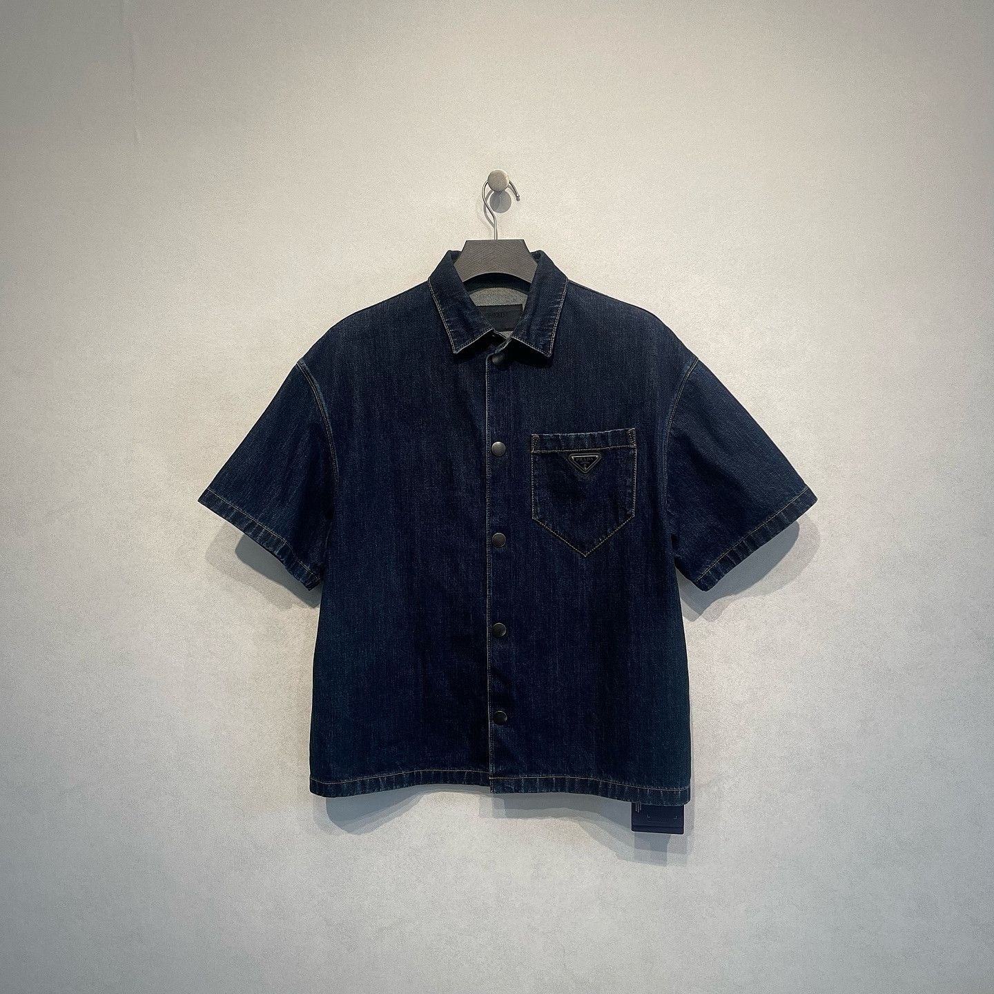 Prada Prada Logo Patch Denim Shirt Size L Size US L / EU 52-54 / 3 - 1 Thumbnail