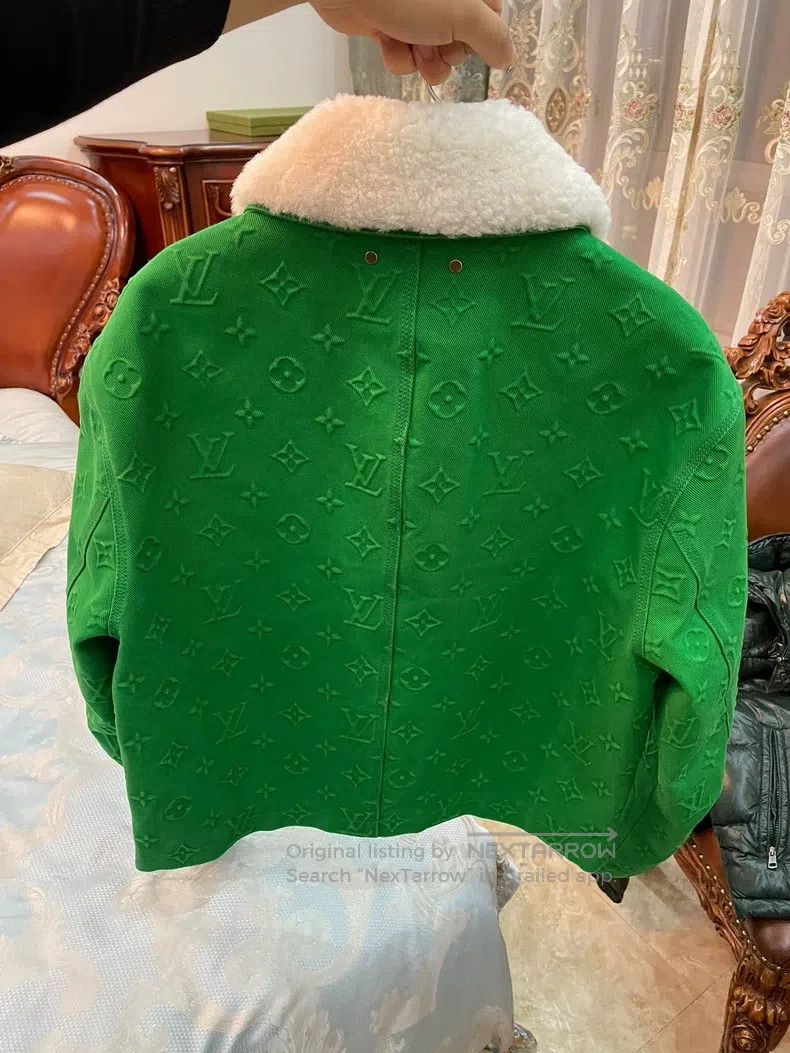 Louis Vuitton Louis Vuitton Full logo three-dimensional embossing jacket Size US M / EU 48-50 / 2 - 8 Thumbnail