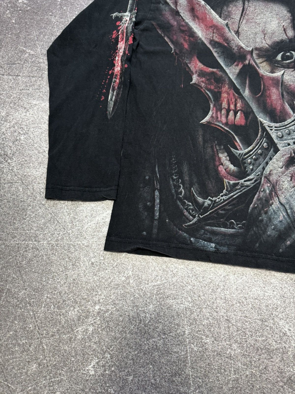 Vintage Vintage 90s Skull Longsleeve Spiral Y2K Affliction Style Size US M / EU 48-50 / 2 - 8 Thumbnail