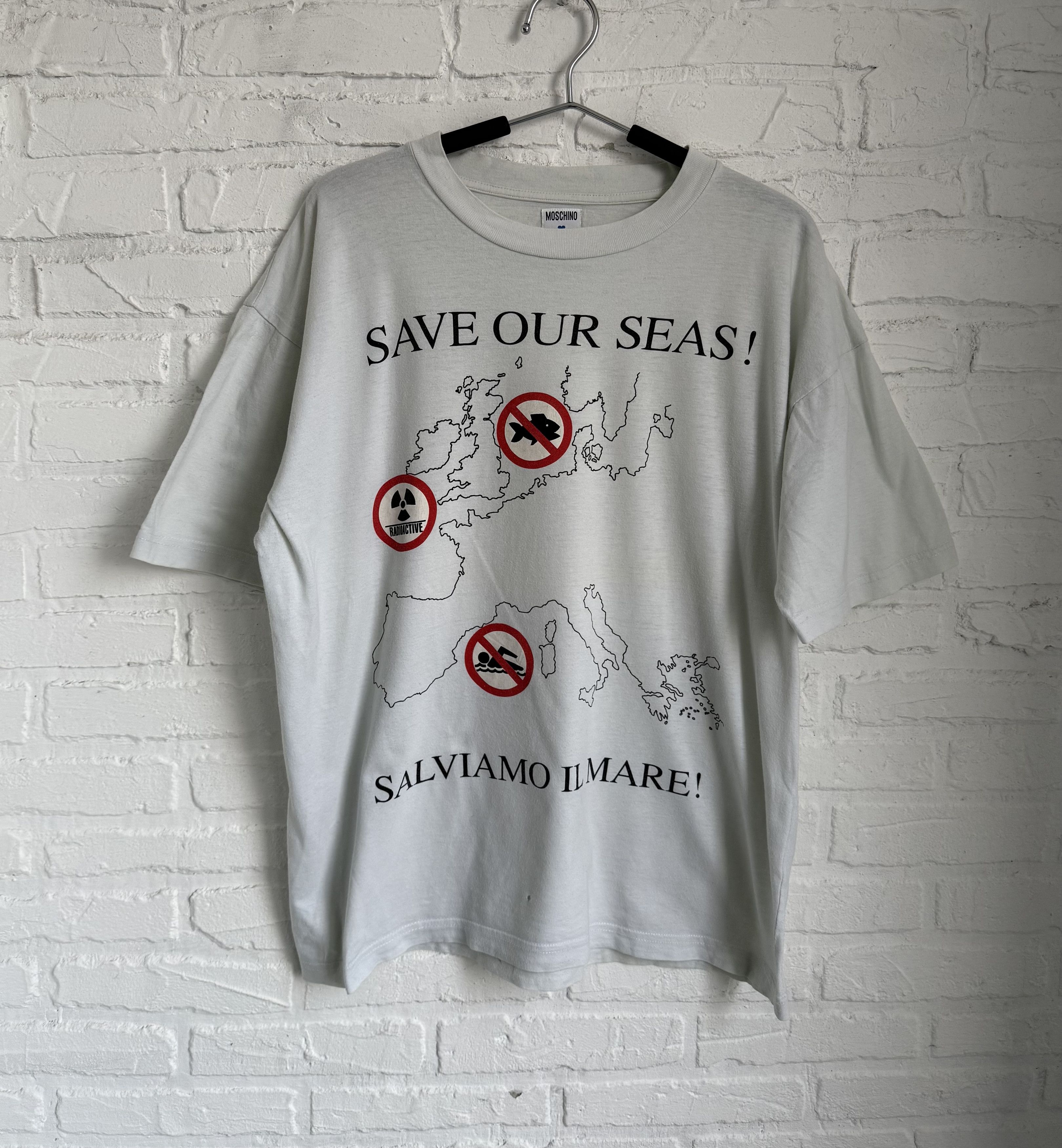 Moschino RARE vintage Moschino save our seas t-shirt Size US L / EU 52-54 / 3 - 1 Thumbnail