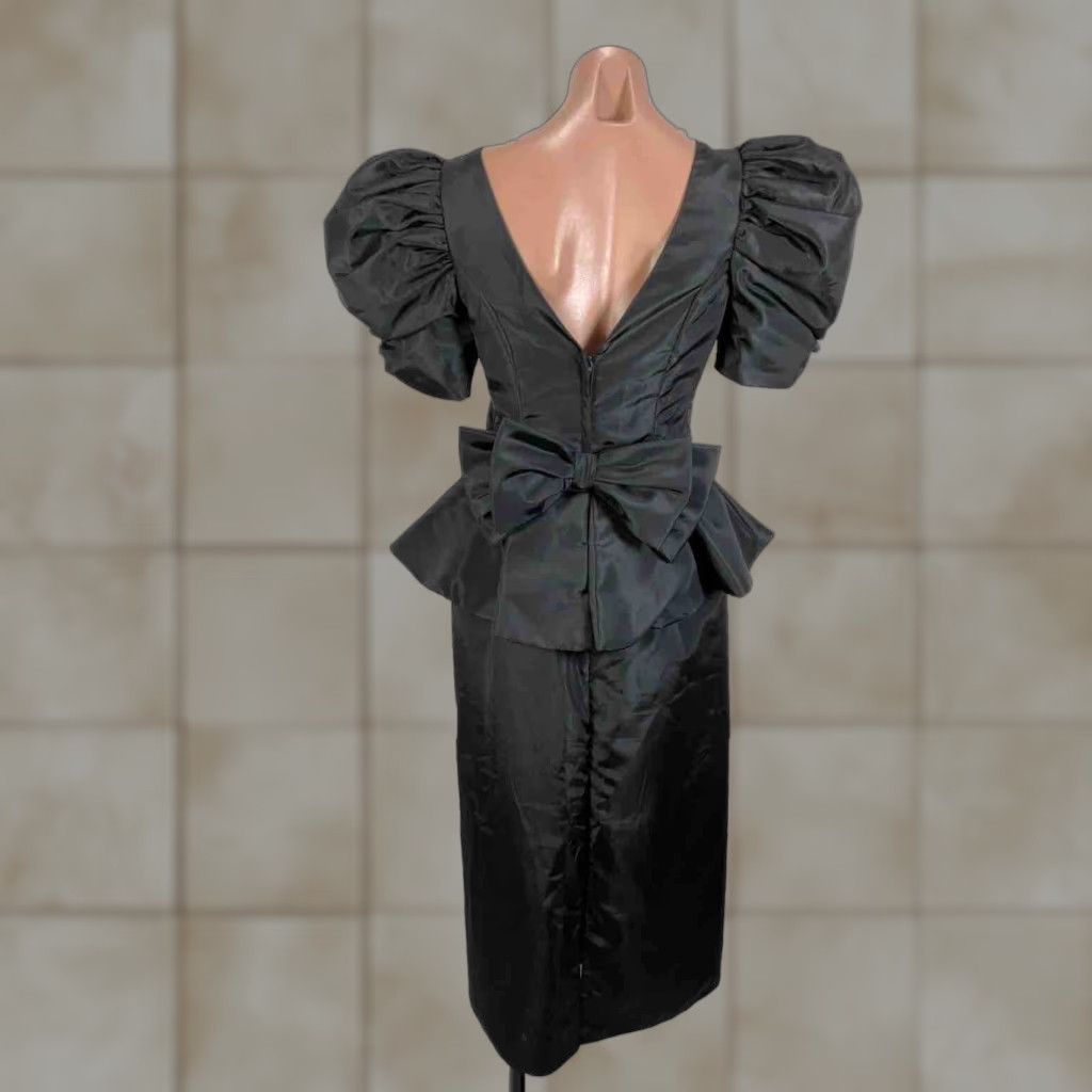 VINTAGE 1980s UNIONMADE Black Formal Prom Dress Ball Gown Puffy