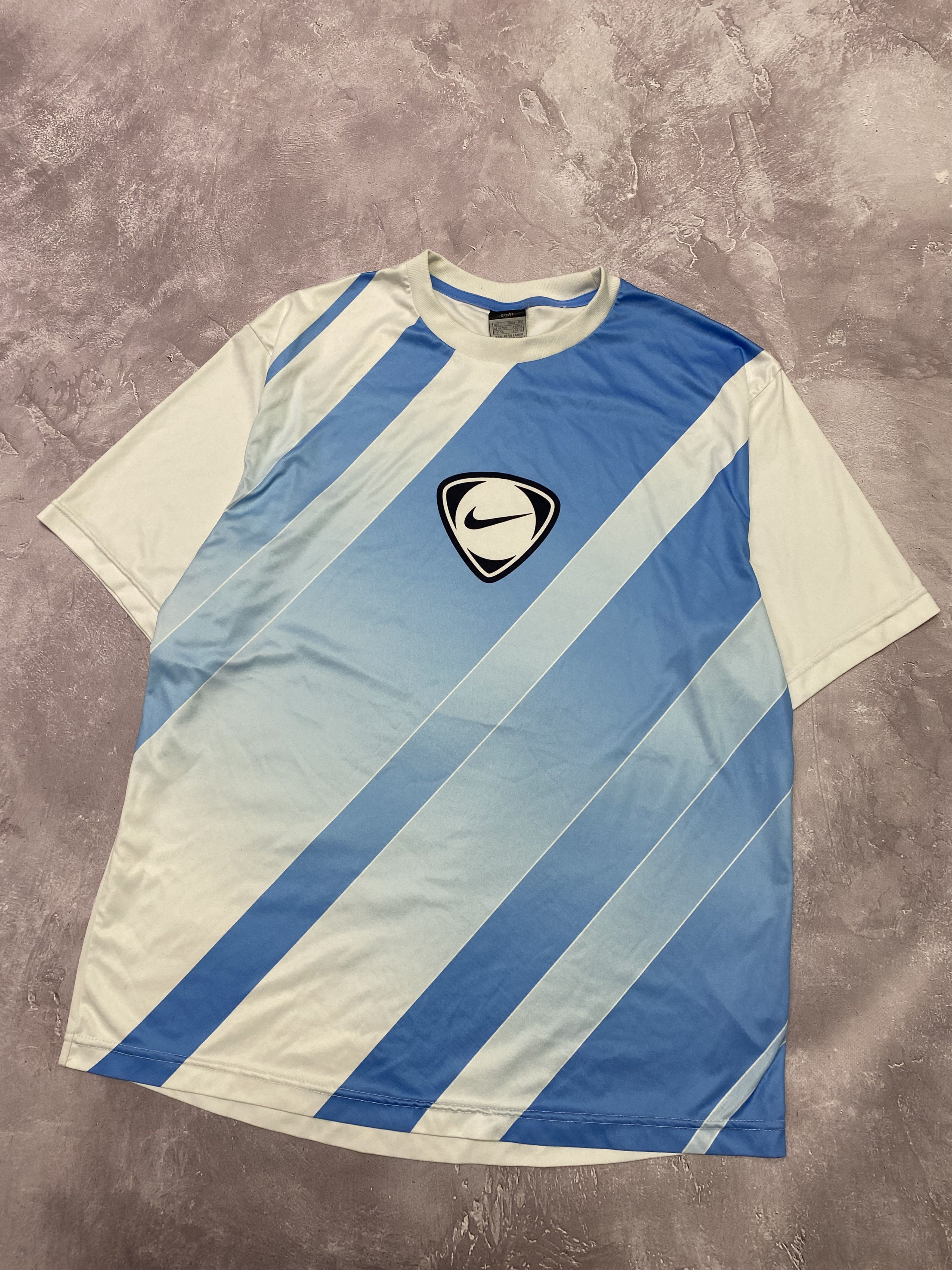 Nike Vintage Nike Team Jersey Central Logo Tee Size US L / EU 52-54 / 3 - 2 Thumbnail