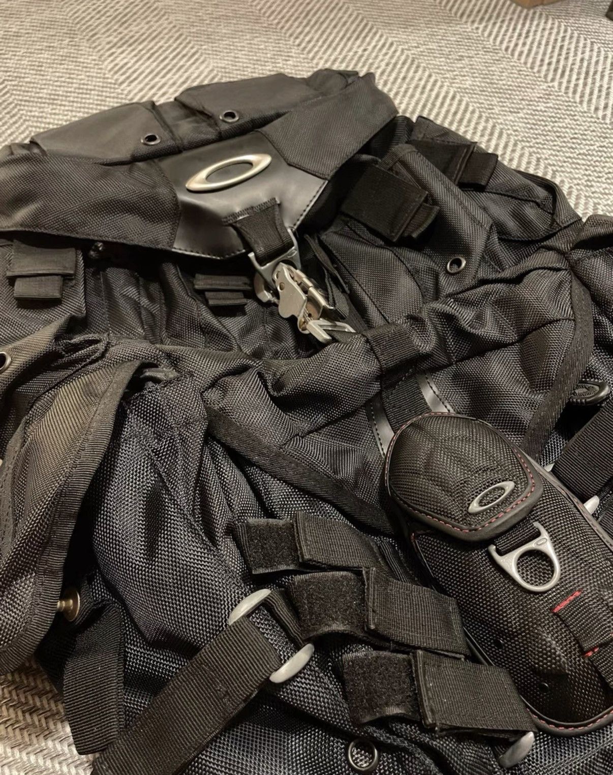 Oakley Oakley Y2K Backpack, Hiking Bag K24 Size ONE SIZE - 2 Thumbnail