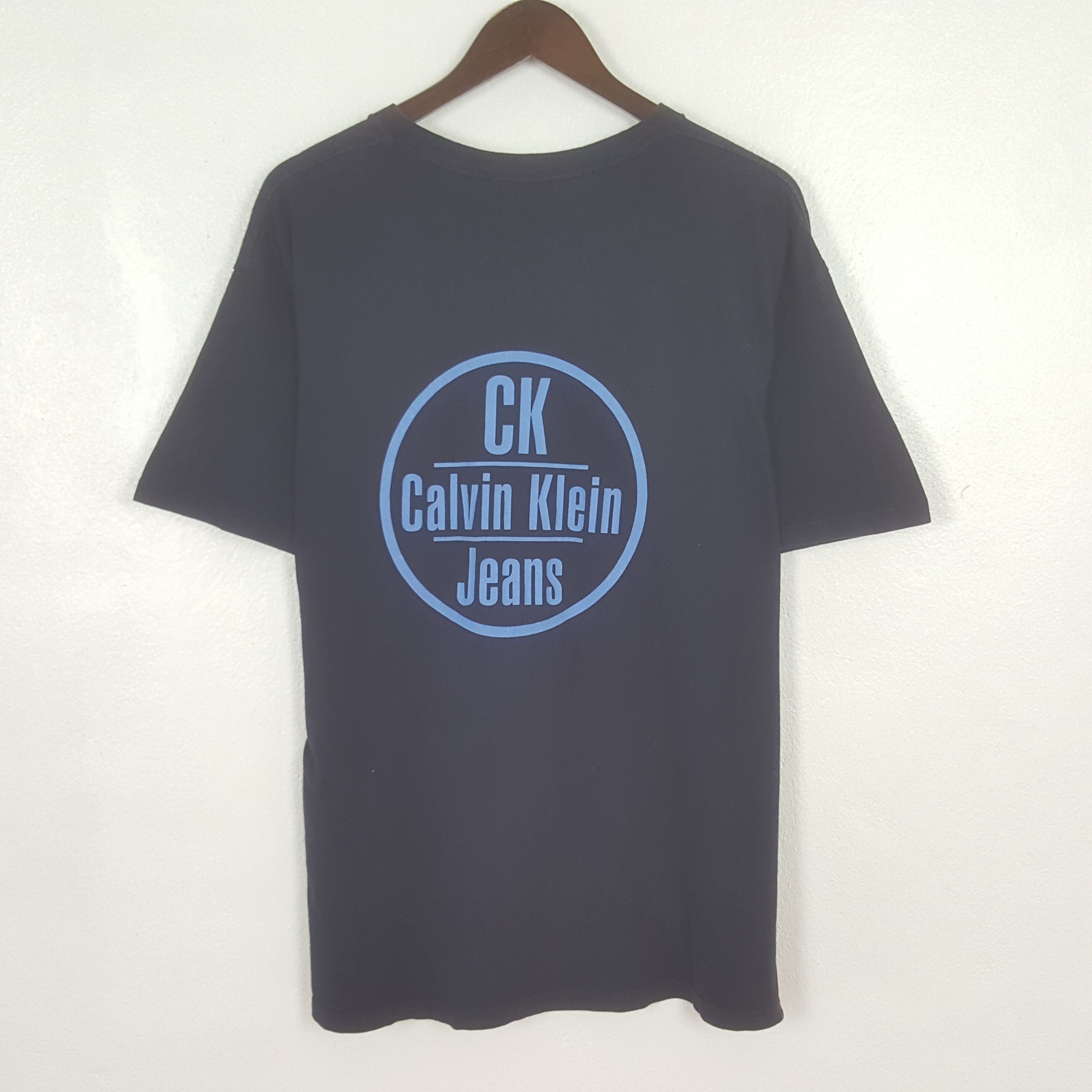 Calvin Klein Vintage CK Calvin Klein Jeans Tshirt Size US XL / EU 56 / 4 - 1 Thumbnail