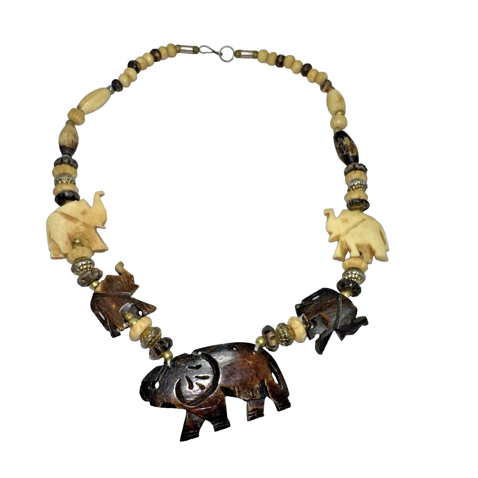 Other African Safari Wood Necklace Carved Animals Chunky Elephant Size ONE SIZE - 1 Thumbnail