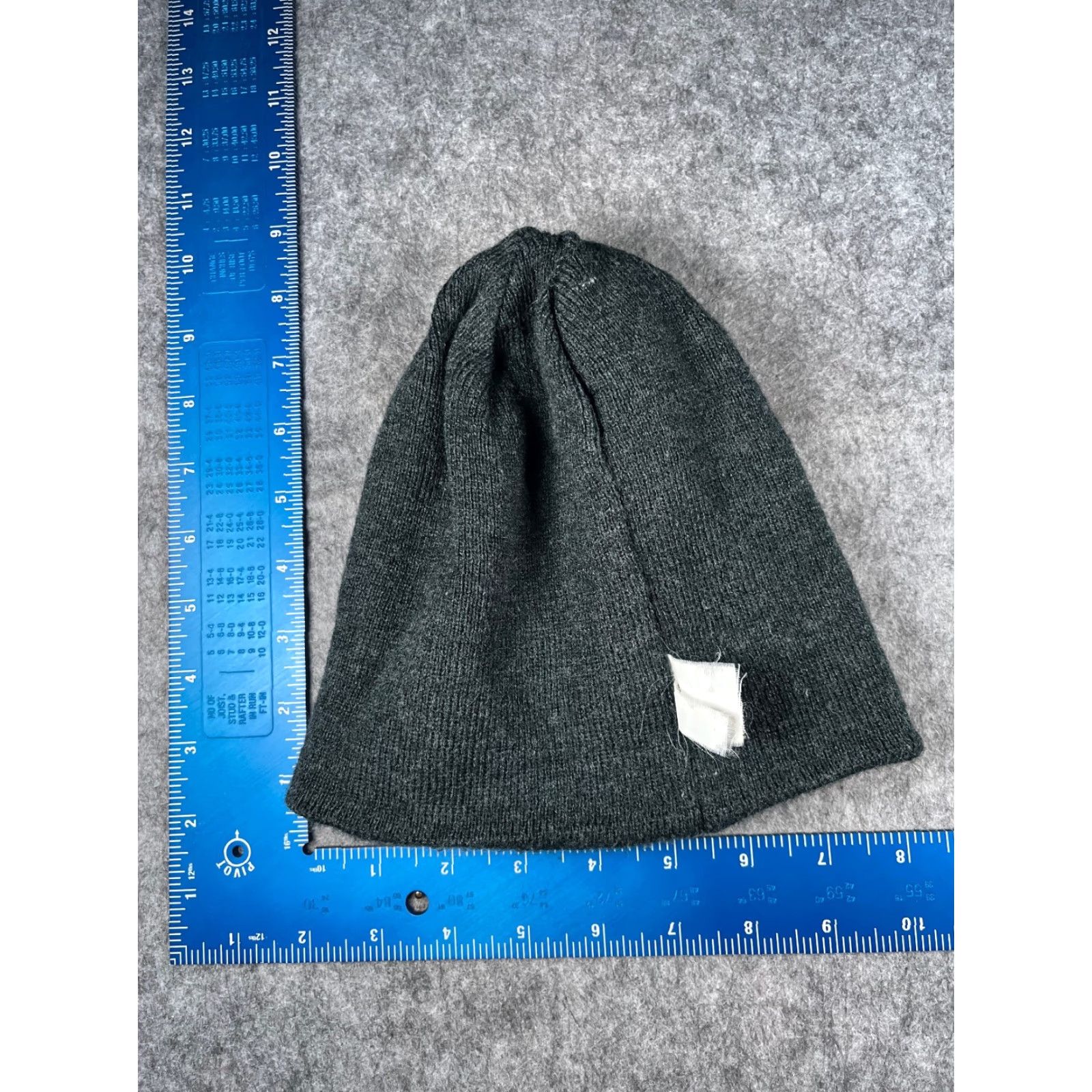Vintage Gerry Beanie Toque Hat Unisex Adults One Size Black Gray Green Stripe Knit Acrylic Blend Ski Beanie Mens Womens 90s Outdoor Seasonal Knit Hat Size ONE SIZE - 6 Thumbnail