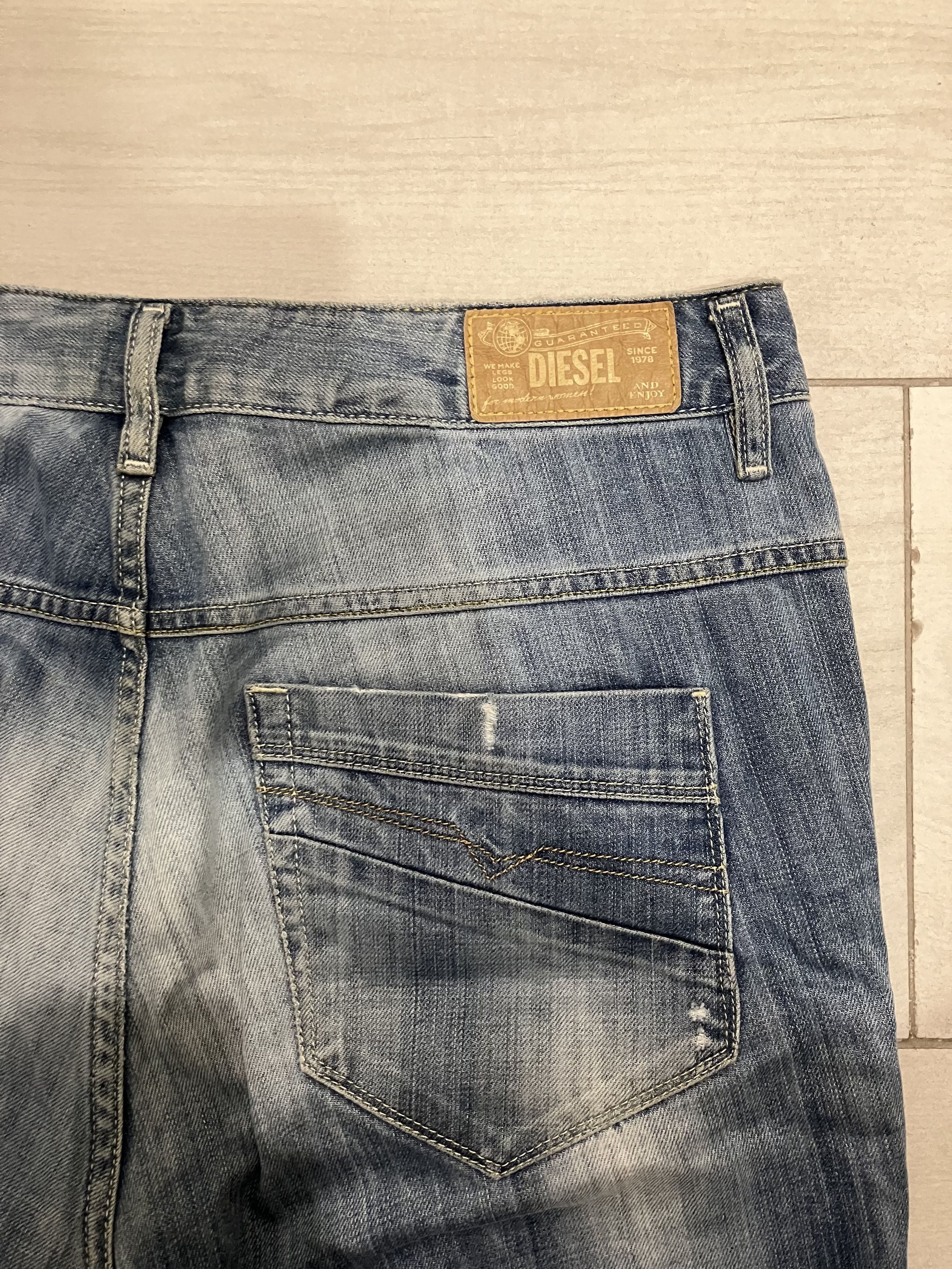 Diesel Faiza Relaxed-Boyfriend Low Rise Size 29" - 10 Thumbnail