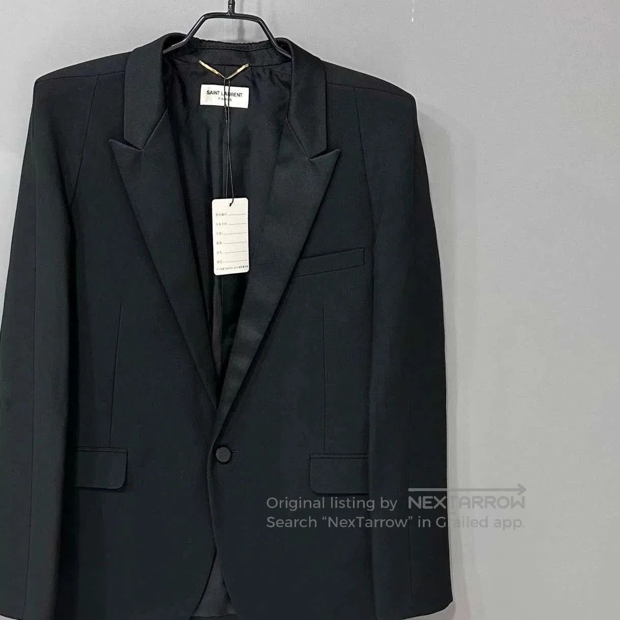 Saint Laurent Paris Saint Laurent Classic Smoking Blazer. Size US XXS / EU 40 - 2 Thumbnail