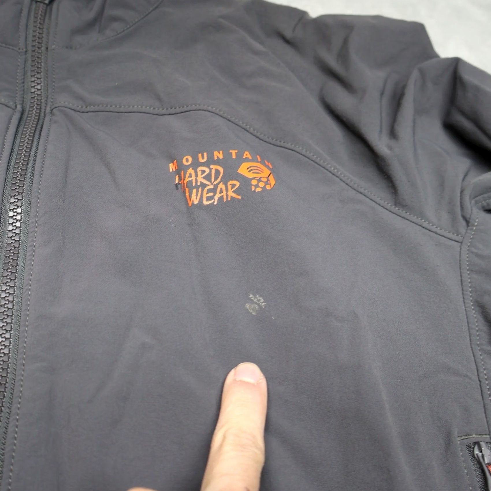 Mountain Hardwear Mountain Hardwear Jacket Mens Medium Grey Super Chockstone Softshell Wind Rain Size US M / EU 48-50 / 2 - 3 Thumbnail