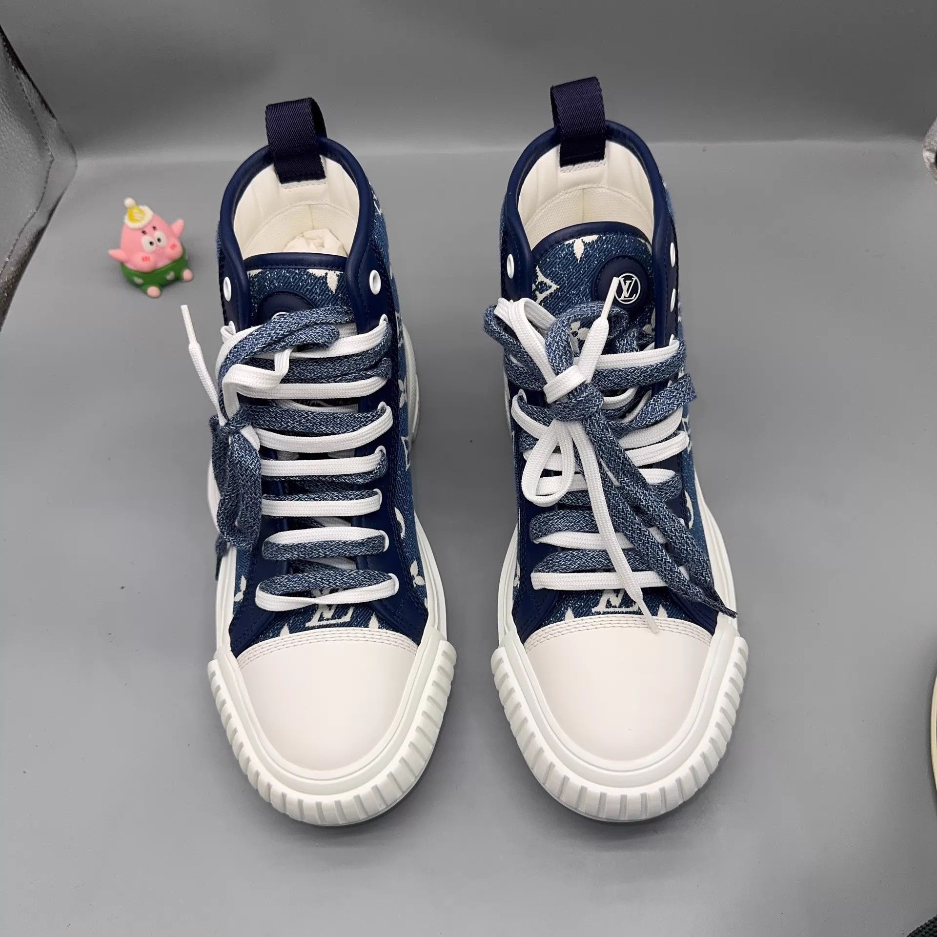 Louis Vuitton LOUIS VUITTON Squad Boot Monogram White/Blue 37.5 Size US 7 / IT 37 - 2 Thumbnail