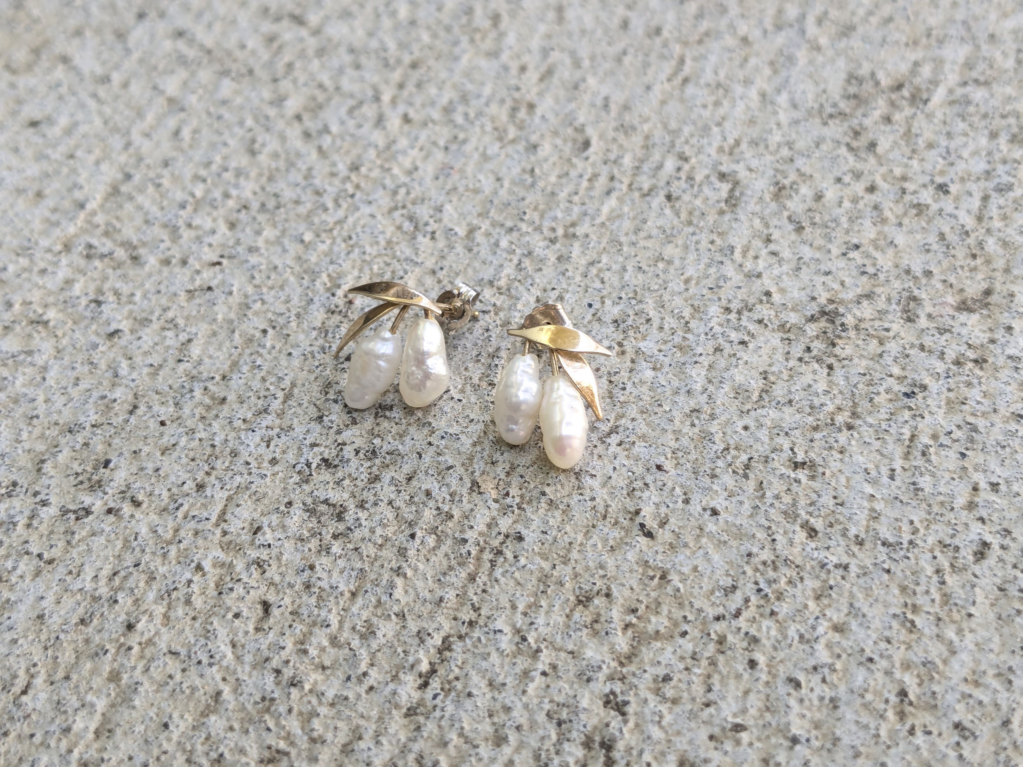 Jewelry × Vintage 14k Yellow Gold Baroque Pearl Earrings Dangle Size ONE SIZE - 2 Thumbnail