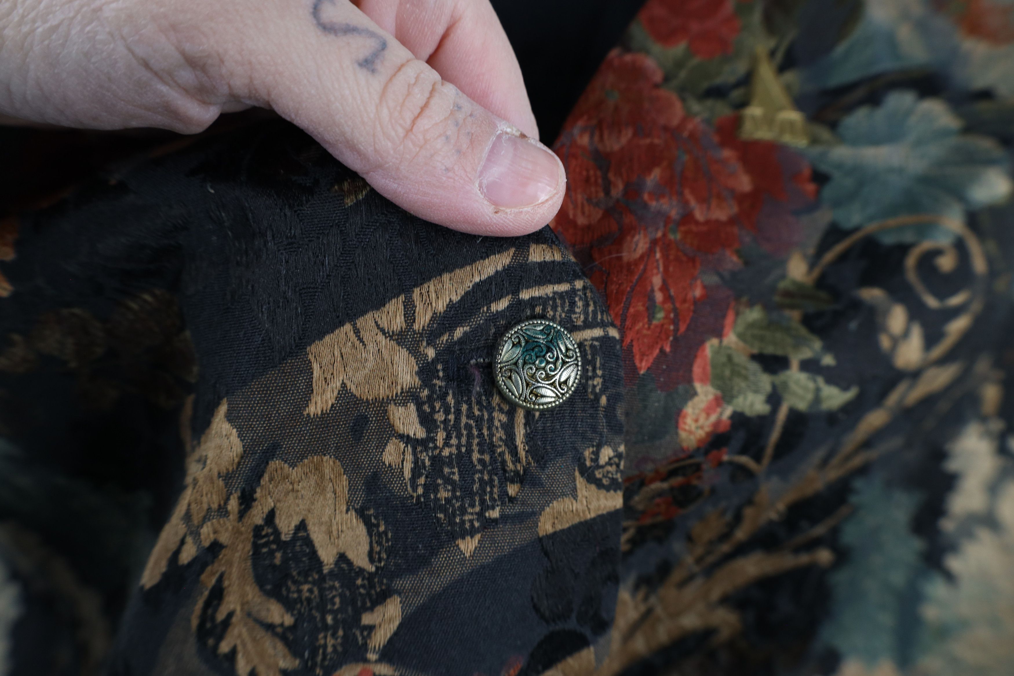 Vintage Vintage 90s Streetwear Floral Tapestry Vest Jacket USA Size XL / US 12-14 / IT 48-50 - 5 Thumbnail