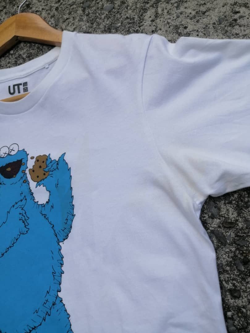 Kaws × Uniqlo Uniqlo X Kaws Sesame Street Cookie Monster Tee Size US S / EU 44-46 / 1 - 6 Thumbnail