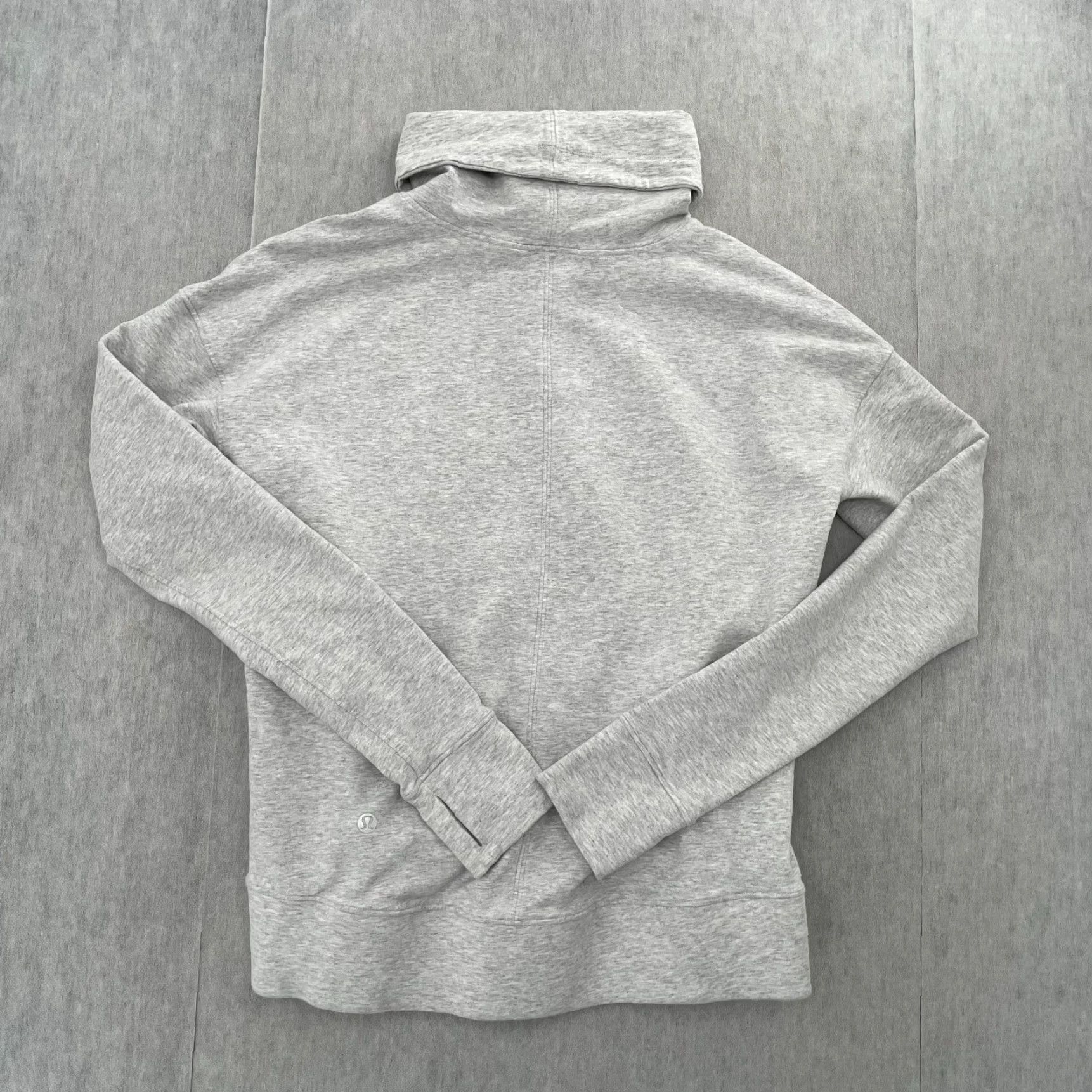 Lululemon Lululemon Sweatshirt Pullover Womens 2 Gray Turtleneck Pockets Logo University College School Sports Size XS / US 0-2 / IT 36-38 - 2 Thumbnail