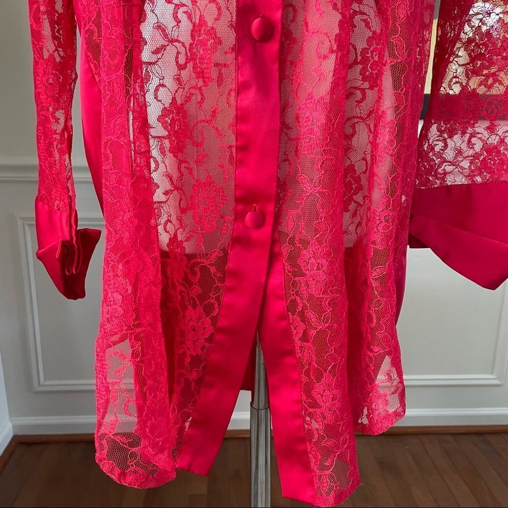 Victoria's Secret Vintage Gold Label Victoria’s Secret Red Lace Satin Night Sh Size ONE SIZE - 4 Thumbnail