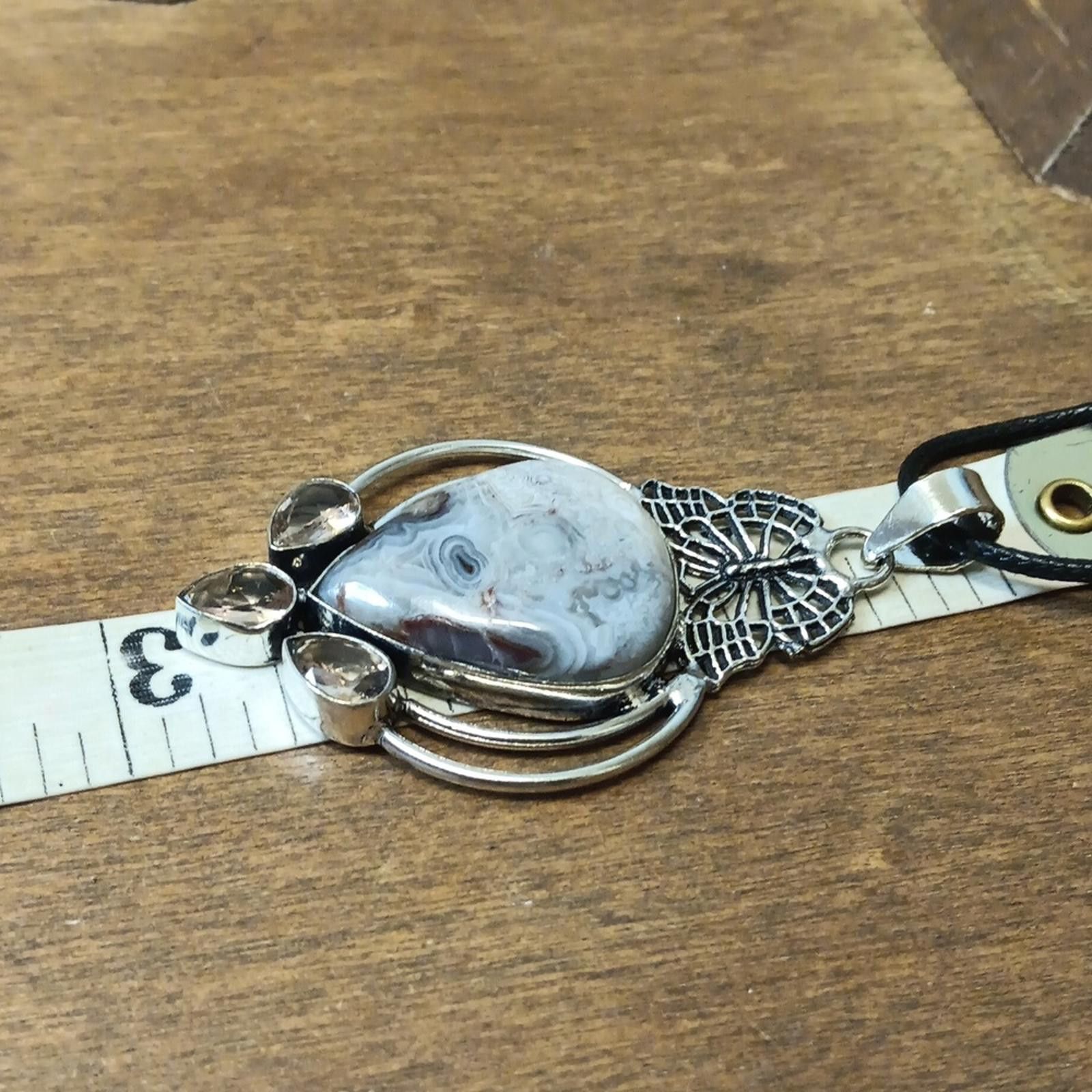Designer Elegant Crazy Lace Agate Pendant Necklace Size ONE SIZE - 3 Thumbnail