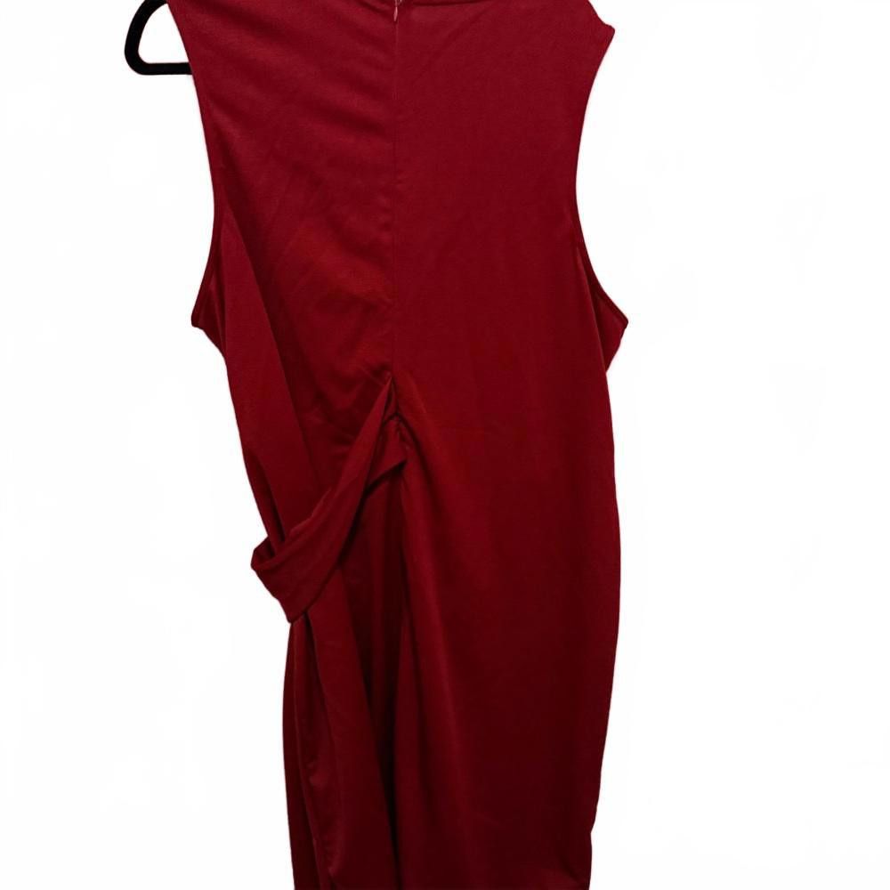 Designer Elegant Red Sleeveless Dress Size 4XL / US 24-26 - 2 Thumbnail