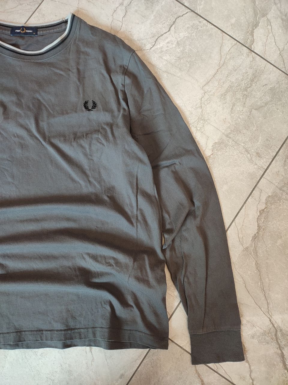 Fred Perry Sweater Pullover Fred Perry Gray Long Sleeve Size XL Size US XL / EU 56 / 4 - 3 Thumbnail