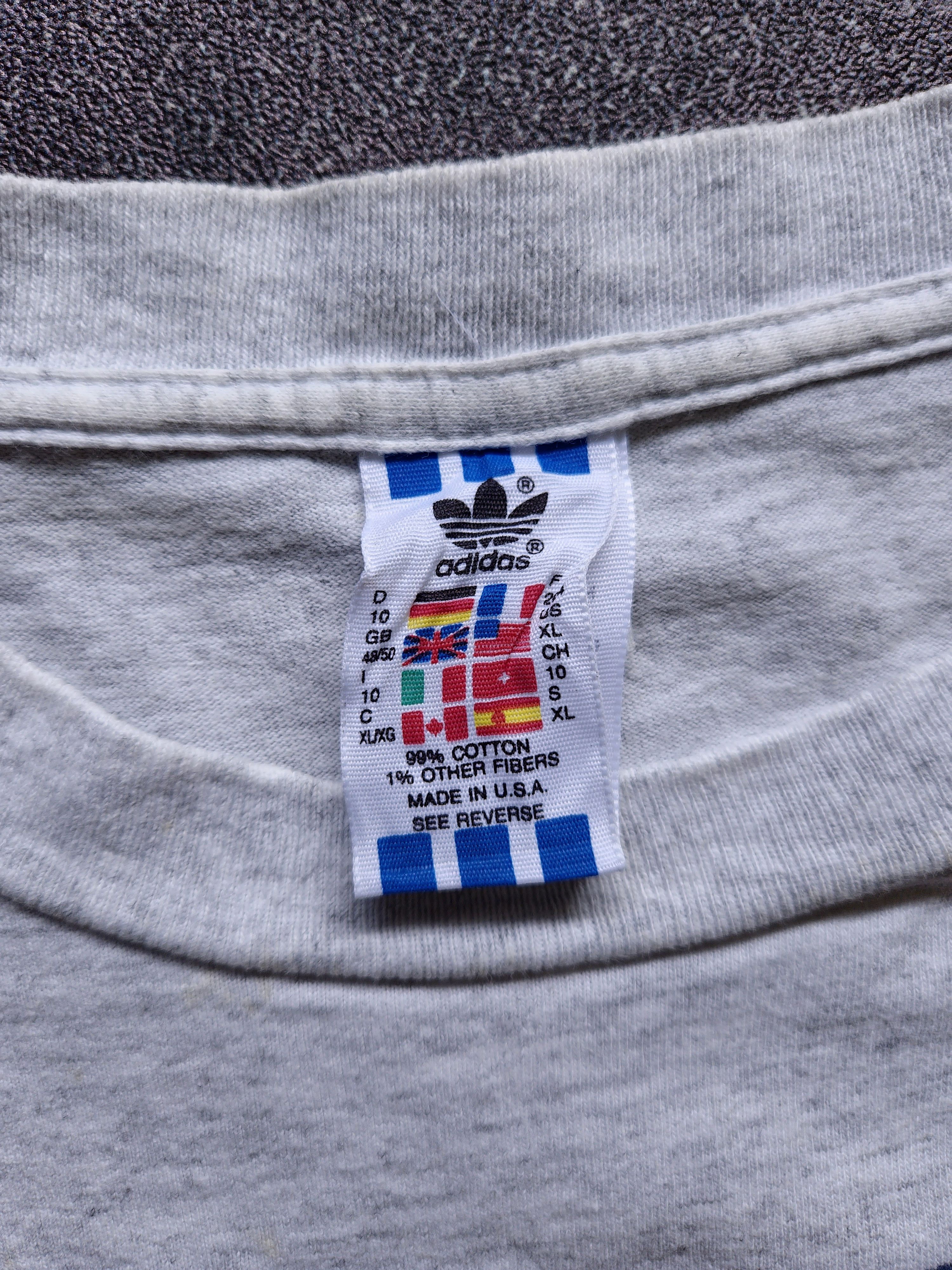 Adidas × Vintage Vintage Adidas Trefoil 90s Tshirt Size XL Size US XL / EU 56 / 4 - 5 Thumbnail