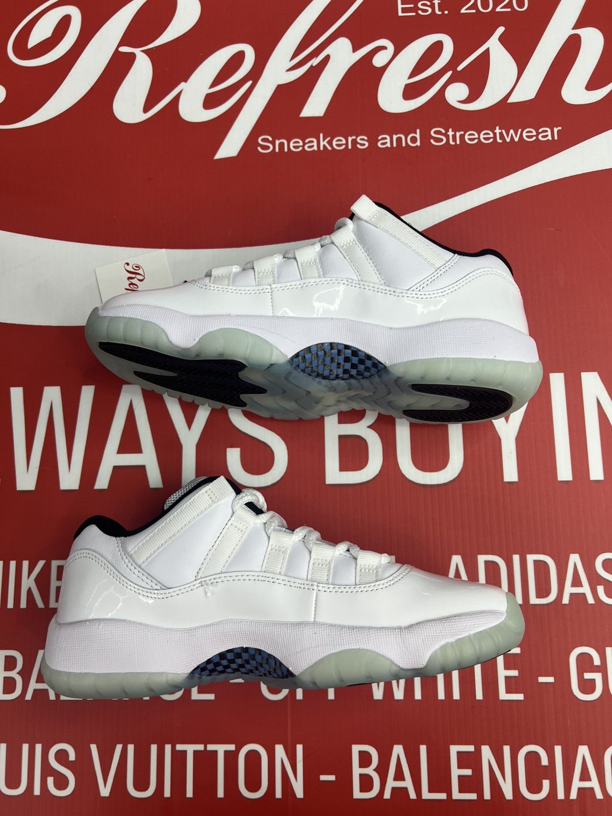 Jordan Brand Air Jordan 11 Low Legend Blue 5.5y Size US 5.5 / EU 38 - 3 Thumbnail