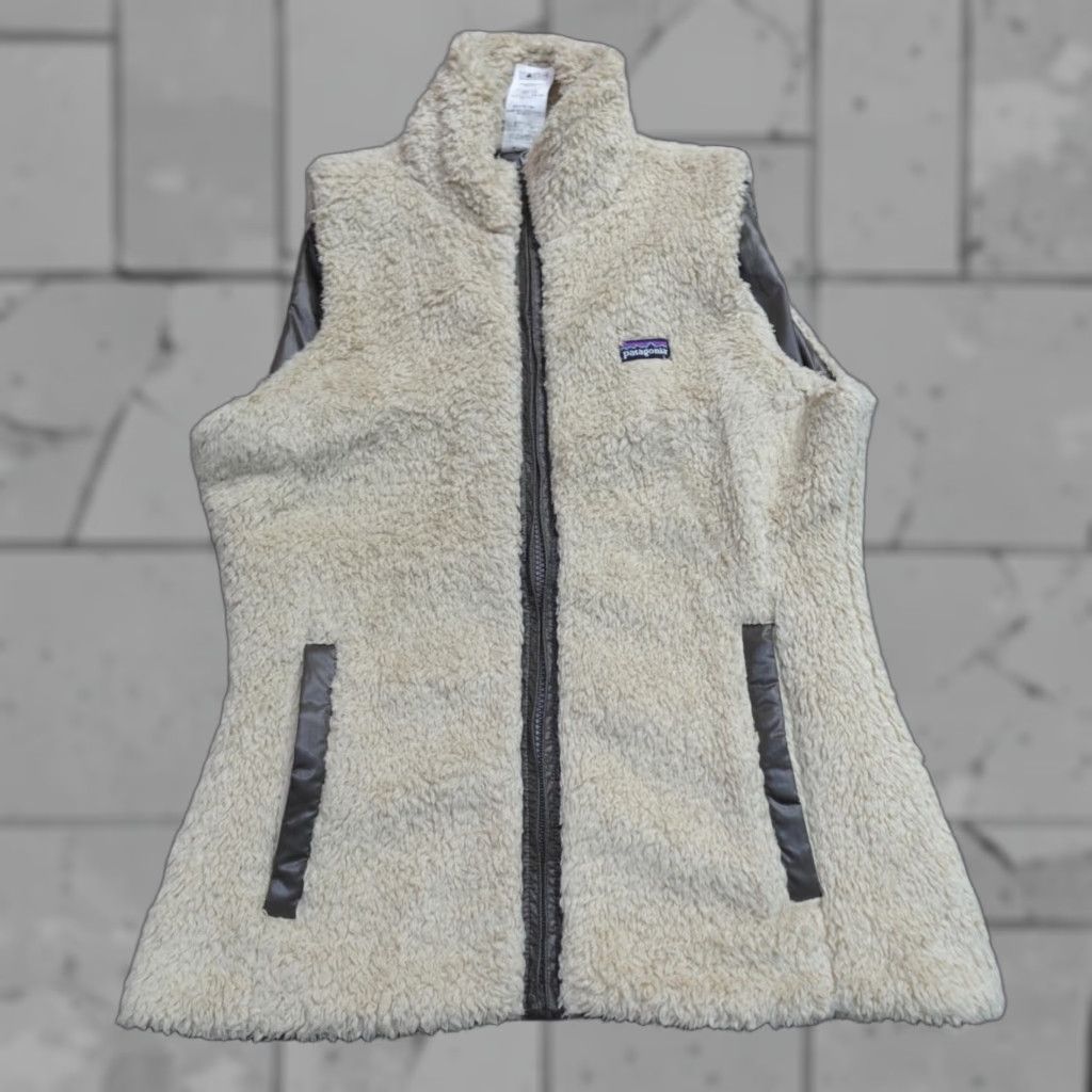 Patagonia Patagonia Vest Womens Medium Beige Oatmeal Los Lobos Reversible Full Zip Retro Short Beige Pattern Solid Zip Polyester Ocean of words? Size M / US 6-8 / IT 42-44 - 1 Thumbnail