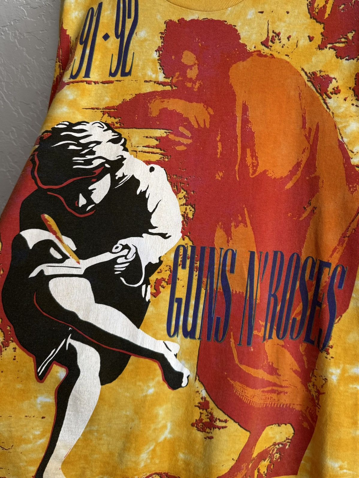 Liquid Blue Vintage Guns N’ Roses Use Your Illusion Tour 1991 T-shirt Size US XL / EU 56 / 4 - 3 Thumbnail