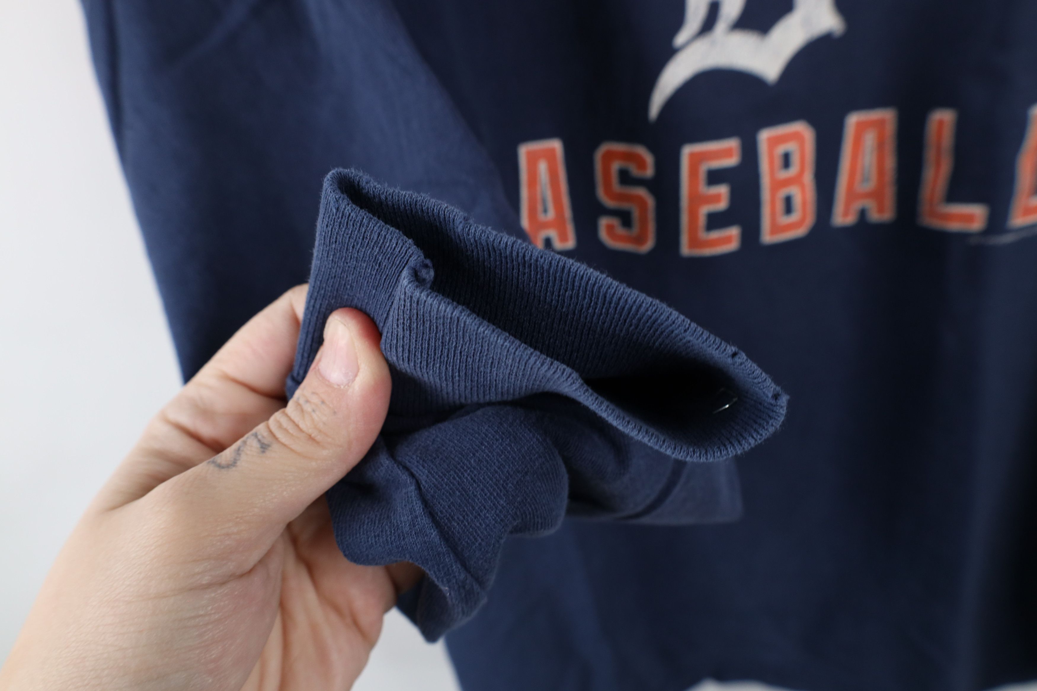 Vintage Vintage D Detroit Tigers Baseball Long Sleeve T-Shirt Size US L / EU 52-54 / 3 - 11 Thumbnail