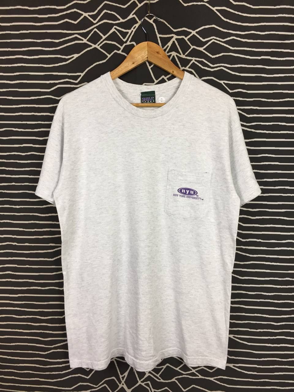 Vintage Vtg 90s MV Sport NYU New York University Pocket Tee Size US M / EU 48-50 / 2 - 1 Thumbnail