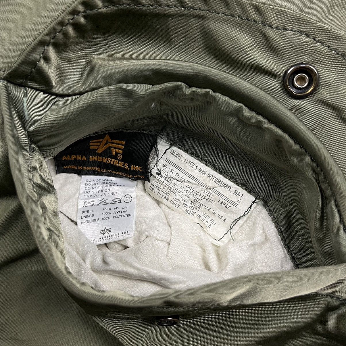 Alpha Industries × Vintage Vintage Alpha Industries Big logo Ma-1 bomber jacket Size US L / EU 52-54 / 3 - 8 Thumbnail