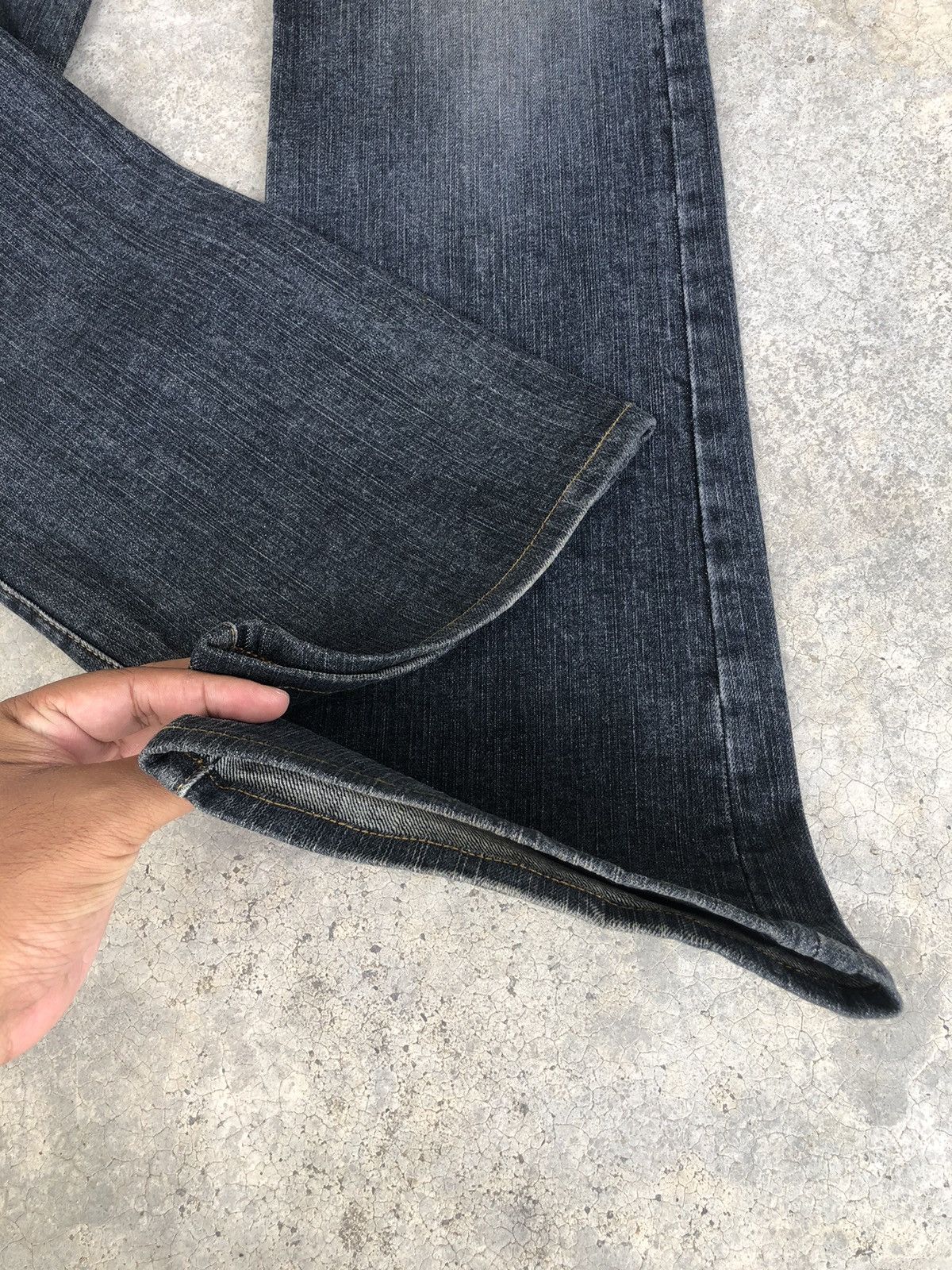 Tornado Mart Tornado Mart Flared Jeans Distressed Jeans Size US 32 / EU 48 - 14 Thumbnail