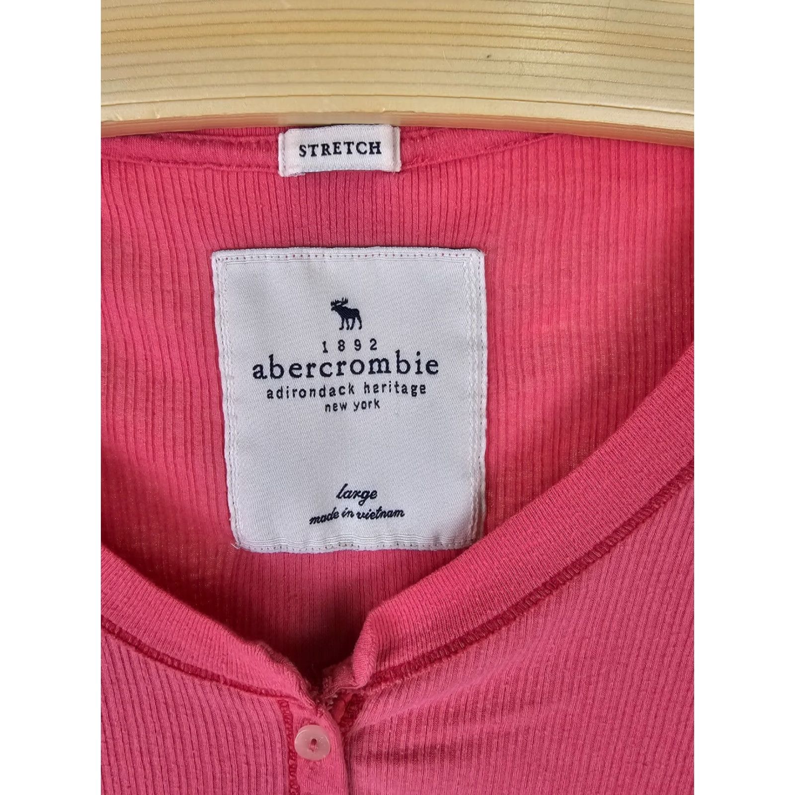 Abercrombie & Fitch VINTAGE Abercrombie & Fitch WOMEN'S THERMAL PINK SZ LARGE Shirt Size L / US 10 / IT 46 - 2 Thumbnail