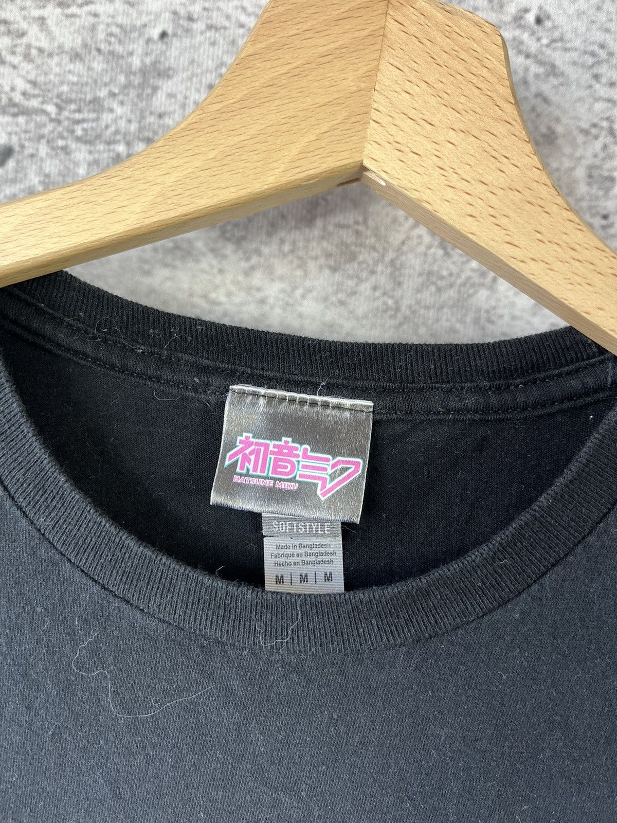 Japanese Brand × Vintage Anime Movie Hatsune Miku Tshirt (L) Size US M / EU 48-50 / 2 - 3 Thumbnail
