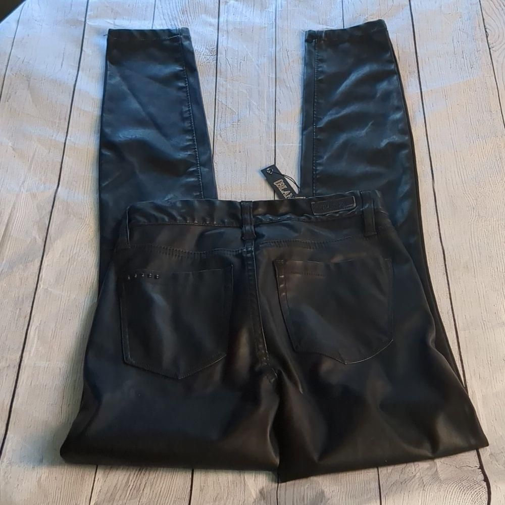 BLANKNYC Blank nyc the bond mid rise skinny pants size 24 Size 22" - 4 Thumbnail