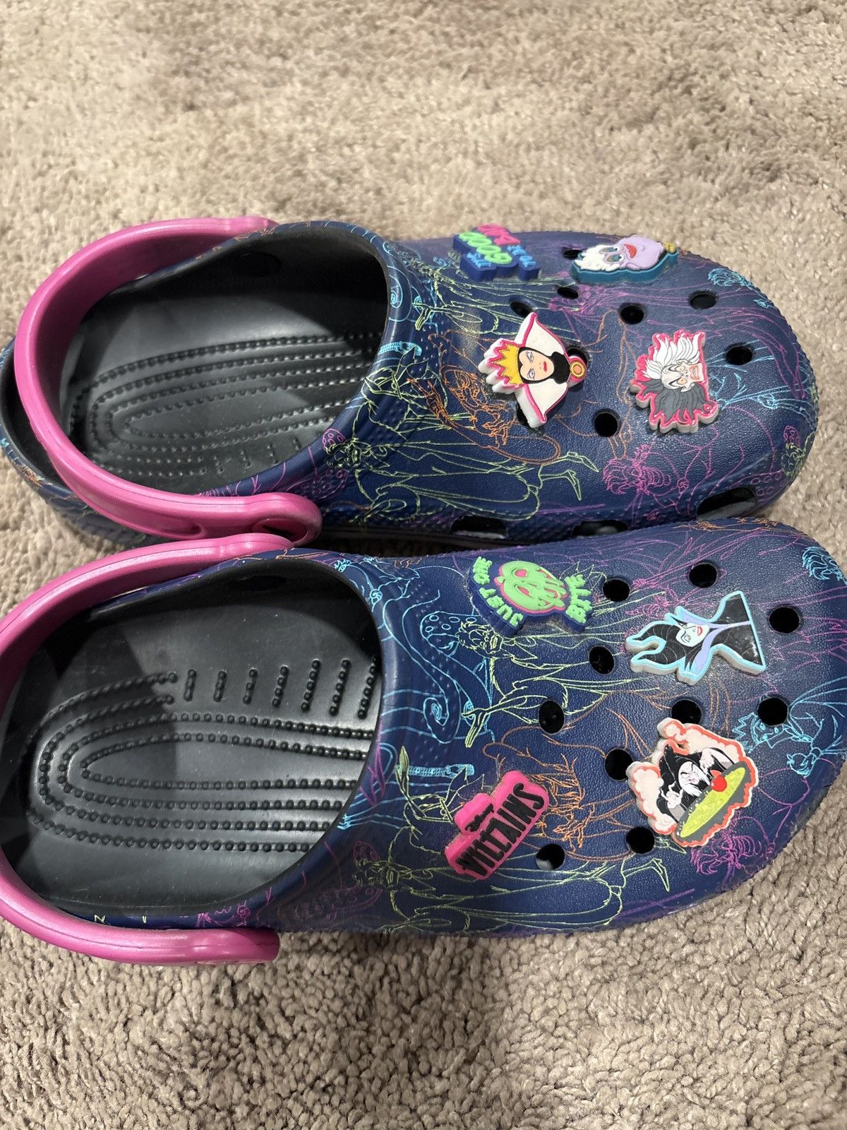 Crocs × Disney Disney villain crocs Size US 6 / IT 36 - 1 Thumbnail