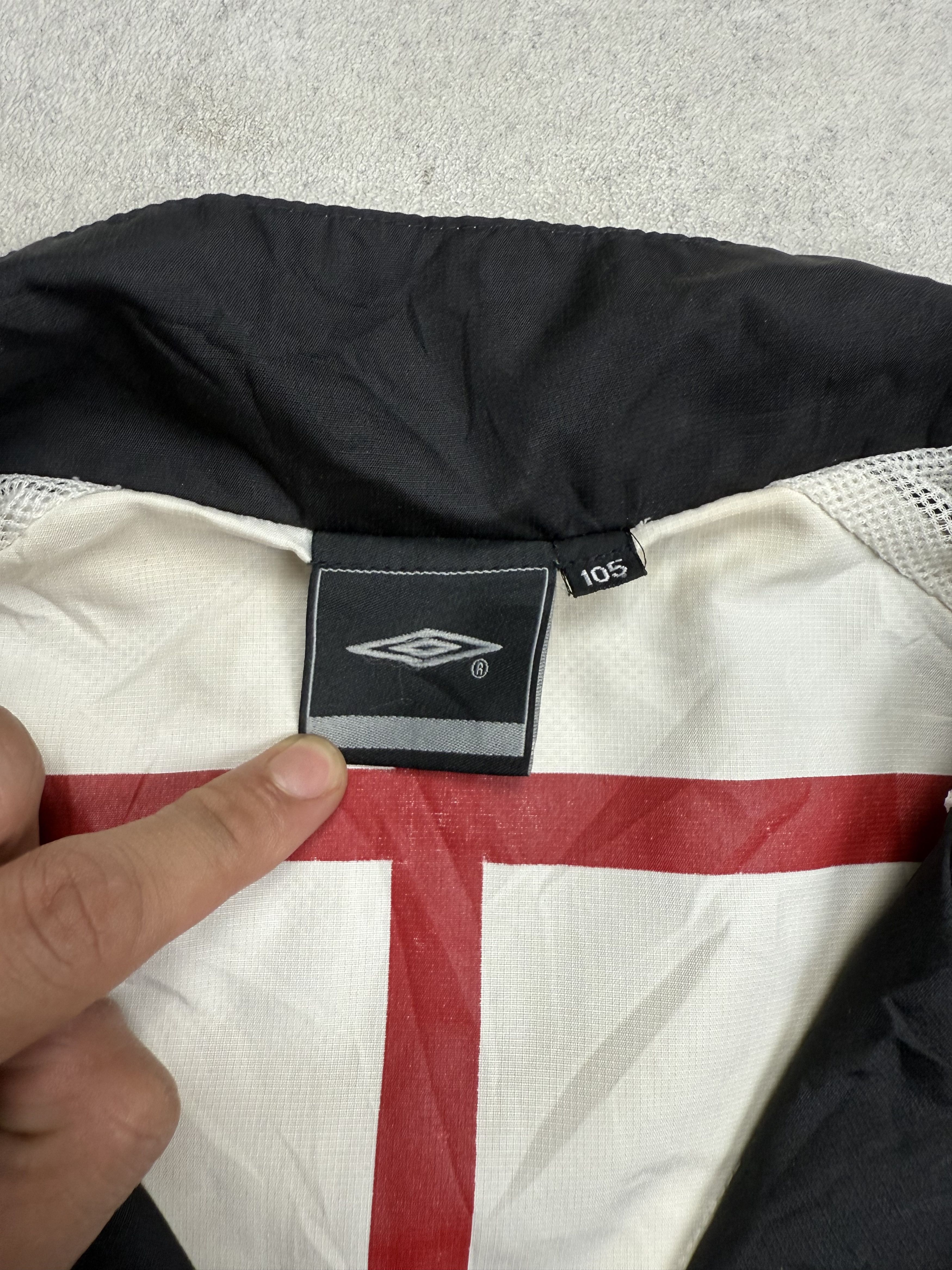 Umbro Vintage Umbro England Windbreaker Jacket Size US XL / EU 56 / 4 - 9 Thumbnail