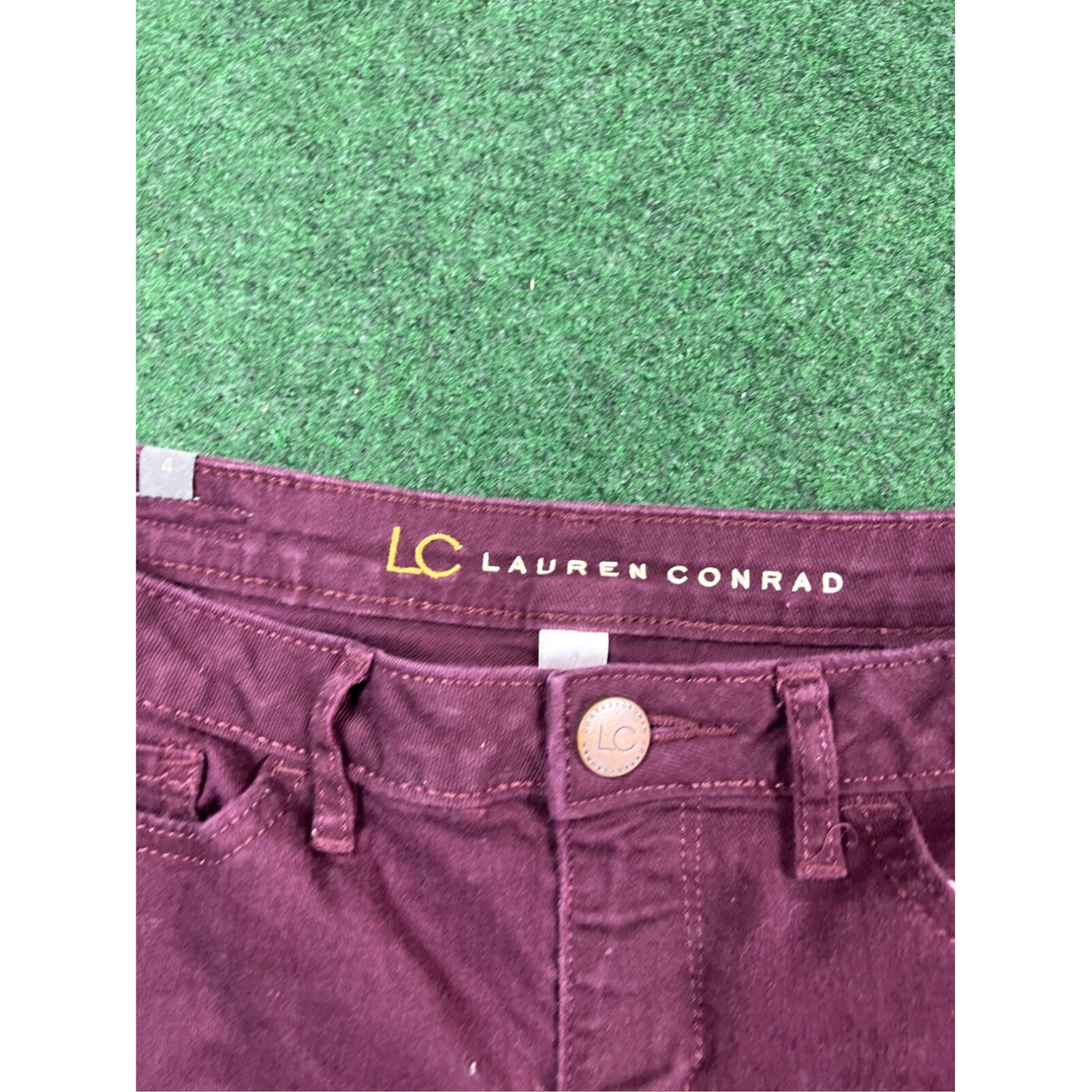 Vintage LC Lauren Conrad Women's Jean Shorts Red Cuffed Size 4 Size 32" / US 10 / IT 46 - 2 Thumbnail