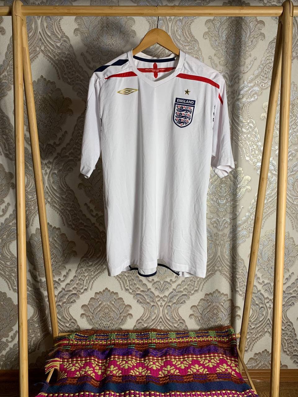 Umbro × Vintage VERY RARE UMBRO ENGLAND RETRO SOCCER JERSEY BLOKECORE Y2K Size US XL / EU 56 / 4 - 1 Thumbnail