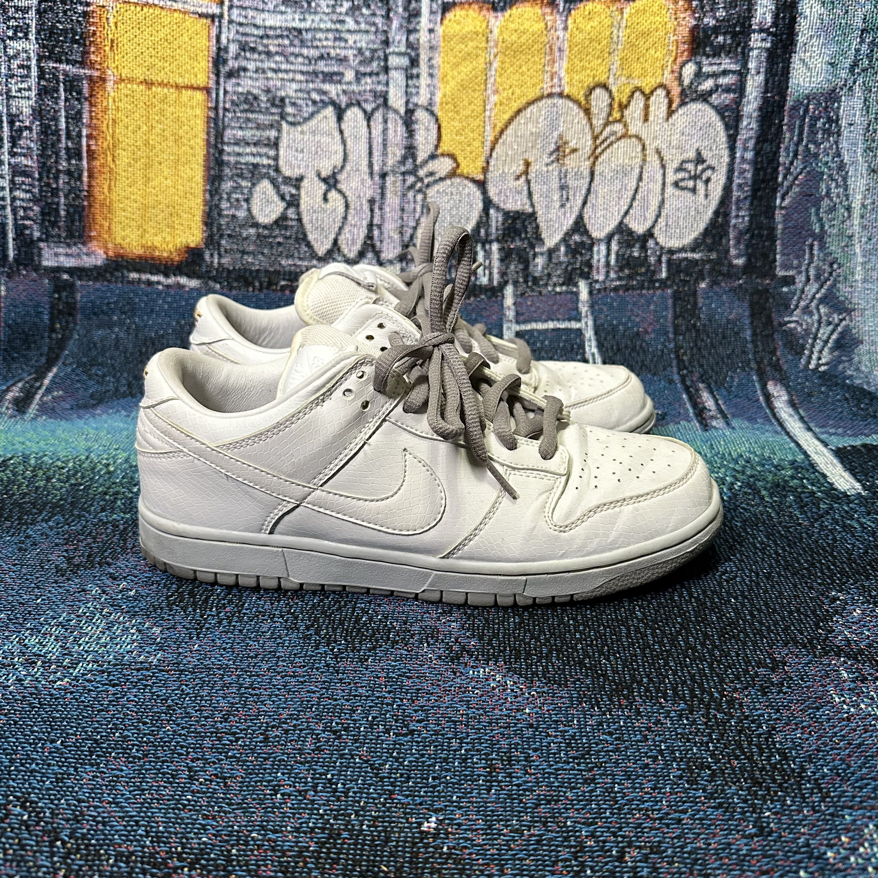 Nike Nike SB Dunk Low x Medicom 4 Medicom Toy BE@RBRICK Size US 8 / EU 41 - 1 Thumbnail