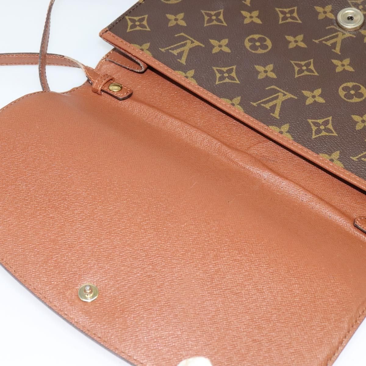 Louis Vuitton LOUIS VUITTON Monogram Bordeaux 27 Shoulder Bag M51797 Size ONE SIZE - 9 Thumbnail
