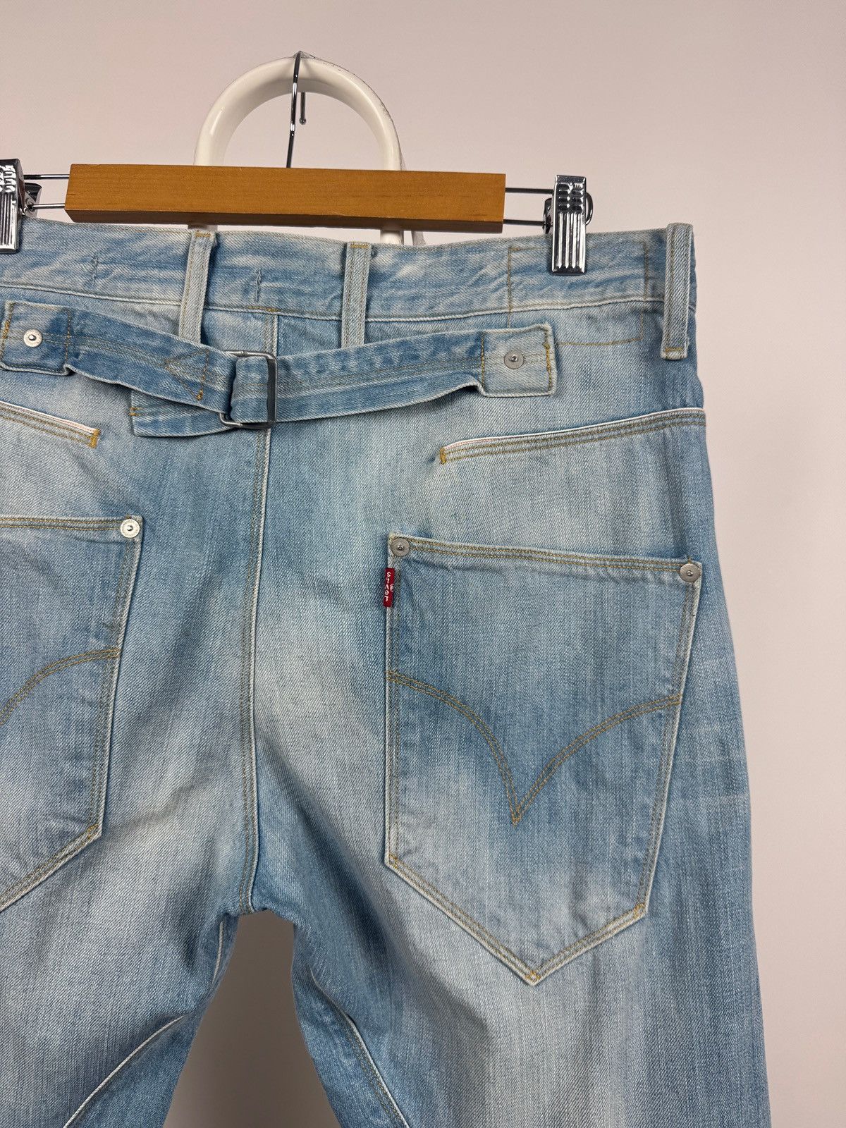 Levi's Vintage Levis Engineered Twisted Seams Buckle Back Tag Denim Size US 32 / EU 48 - 6 Thumbnail