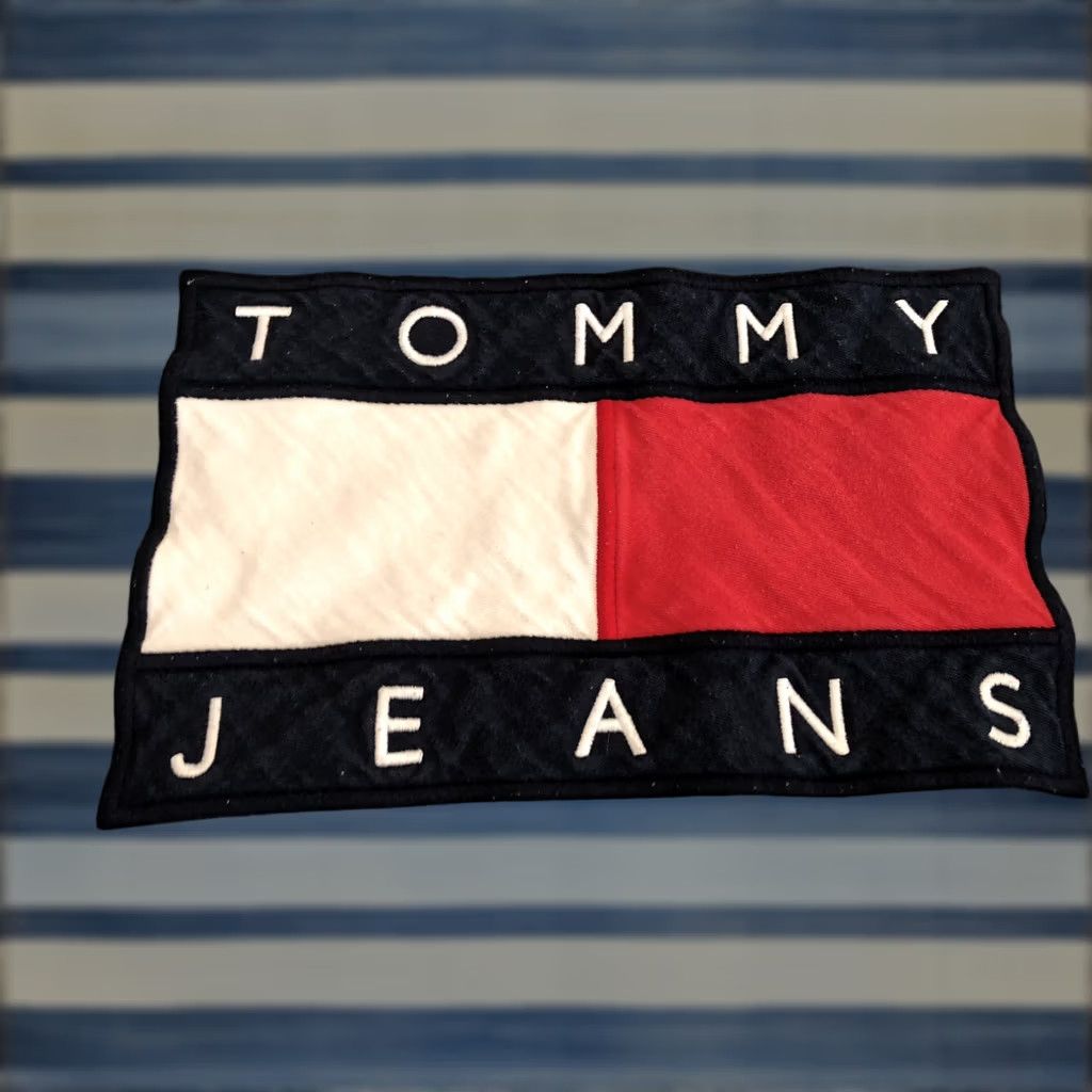 Tommy Hilfiger Tommy Hilfiger Jeans Black Big Logo Spellout Pullover Crewneck Sweater XS Men Shirt/Top? Size US XS / EU 42 / 0 - 1 Thumbnail