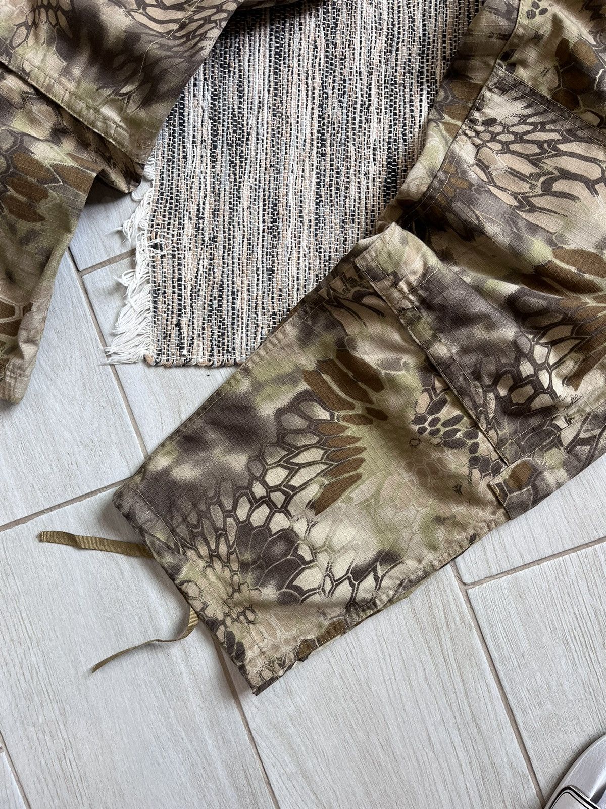 Vintage Vintage Camo trousers pants cargo drawstrings snake skin Size US 32 / EU 48 - 7 Thumbnail