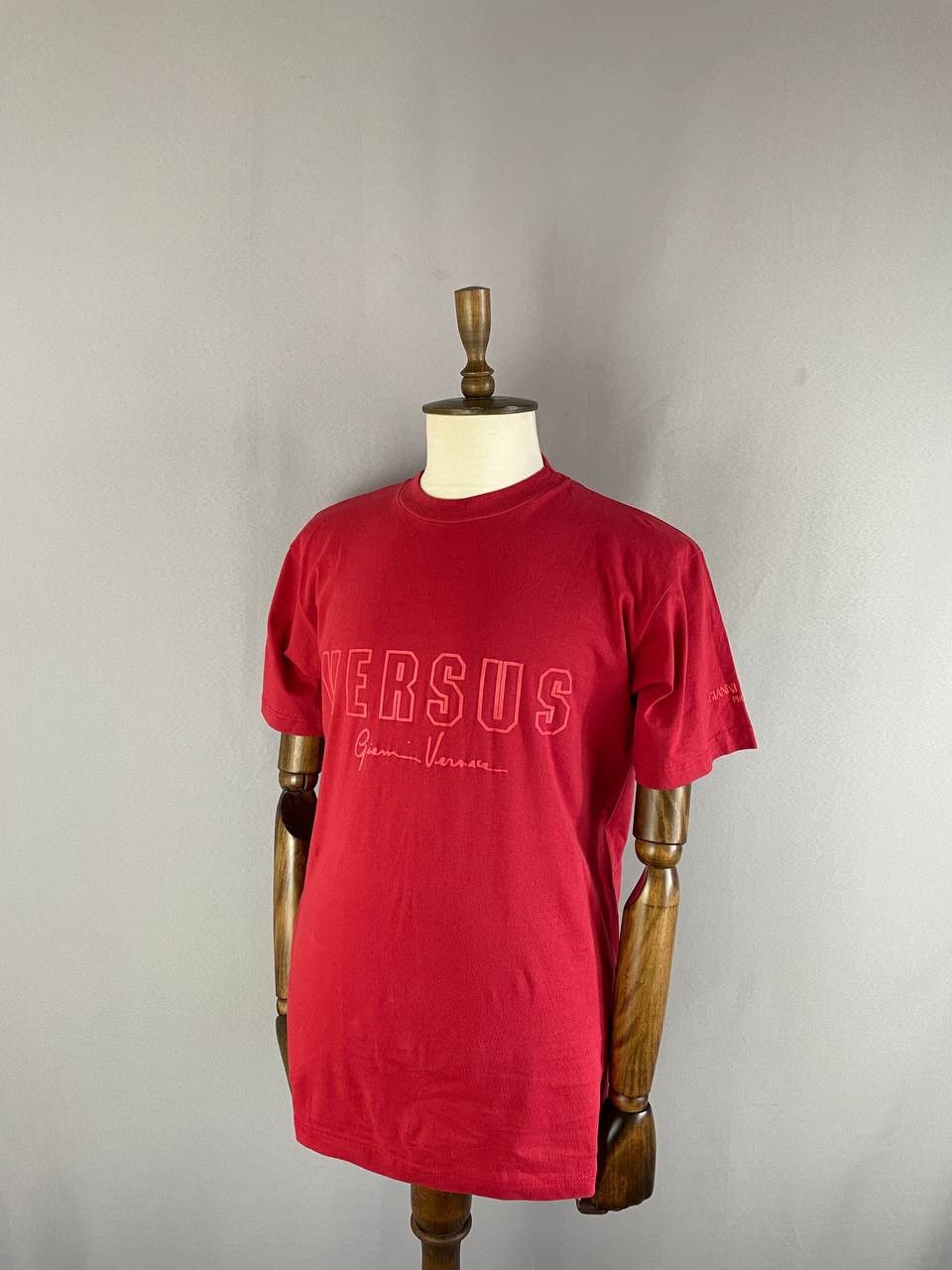 Versace Gianni Versace Profumi Tee T Shirt Big Logo Red Size US XL / EU 56 / 4 - 1 Thumbnail