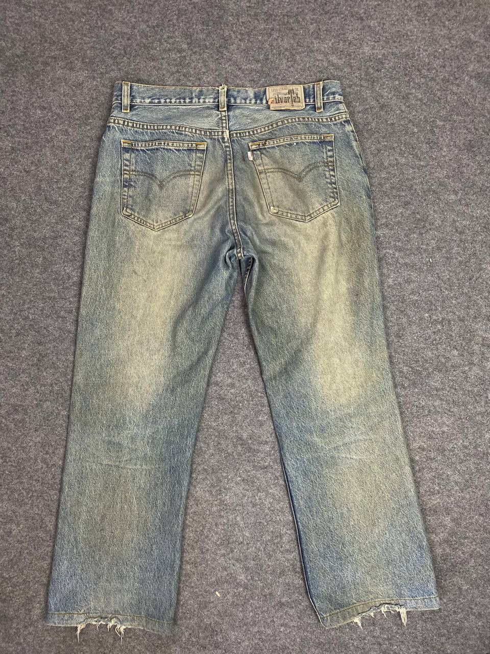 Levi's vintage levis silvertab loose cut distressed denim Size US 35 - 1 Thumbnail