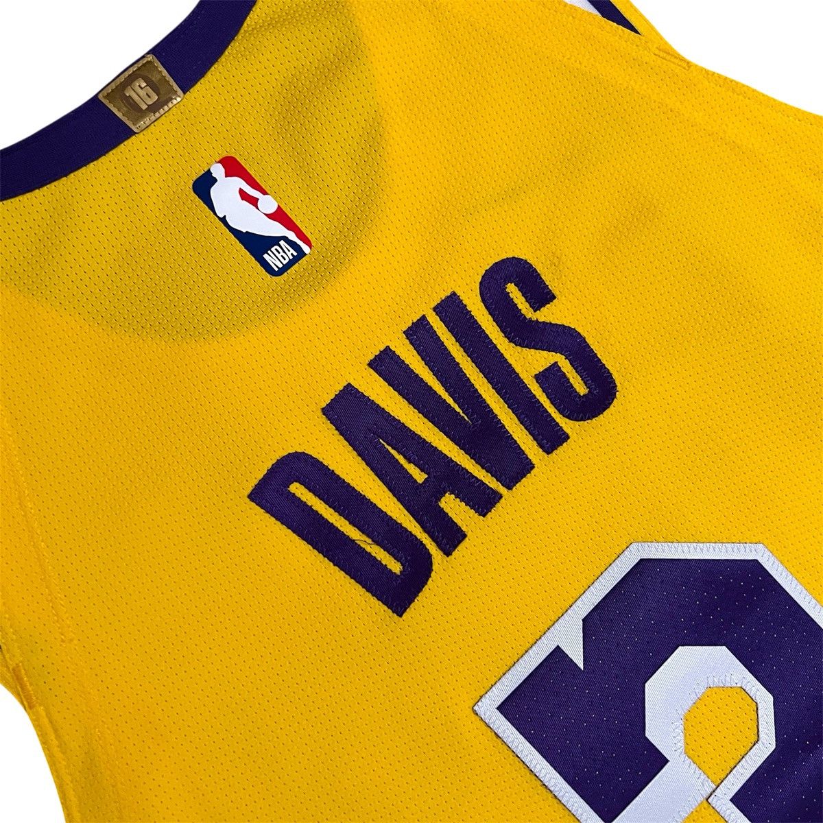 Nike 2020 Authentic Anthony Davis Los Angeles Lakers Jersey Size US M / EU 48-50 / 2 - 6 Thumbnail